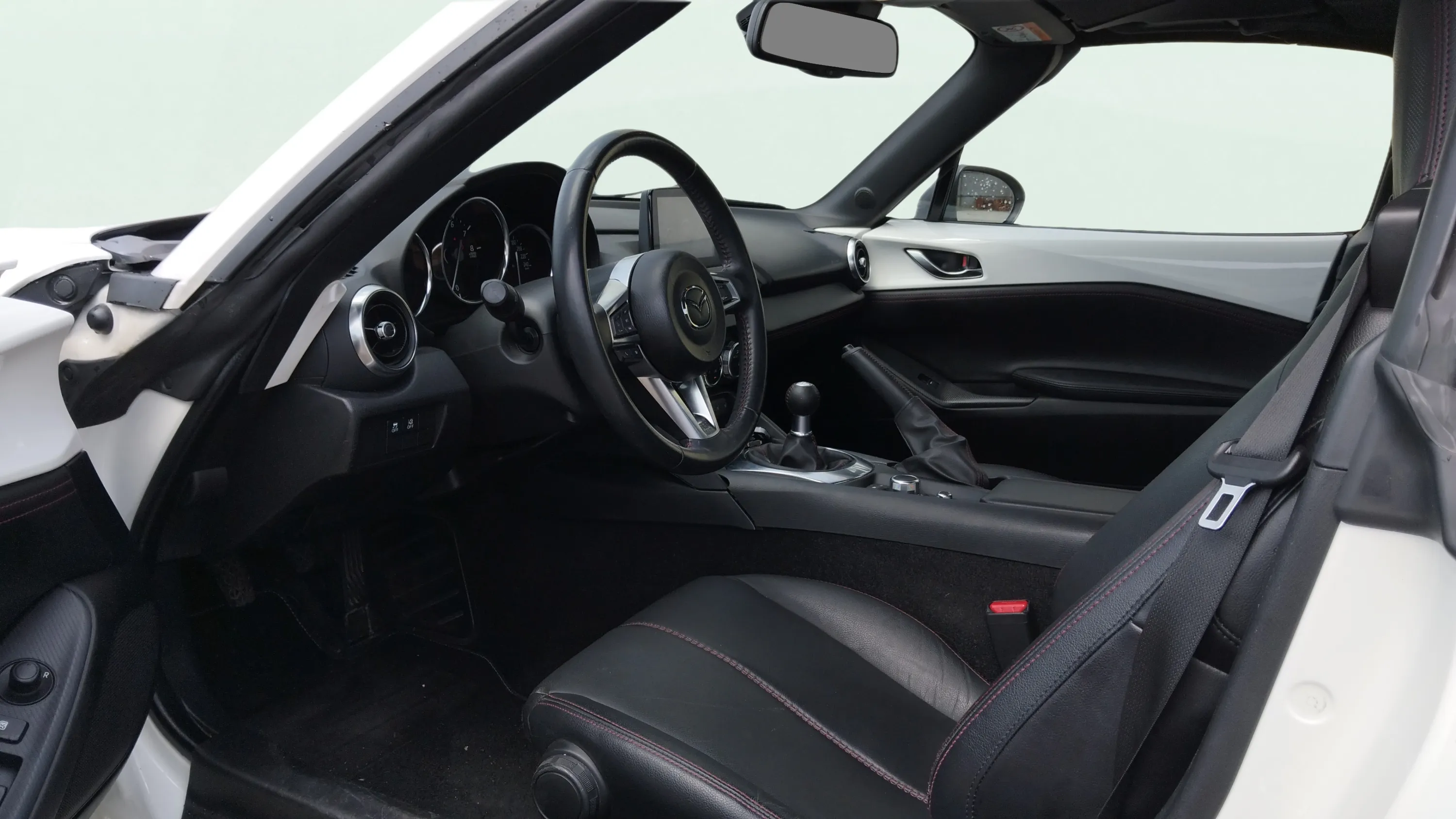 Mazda MX-5 1.5 Zenith Sport ST - foto 13