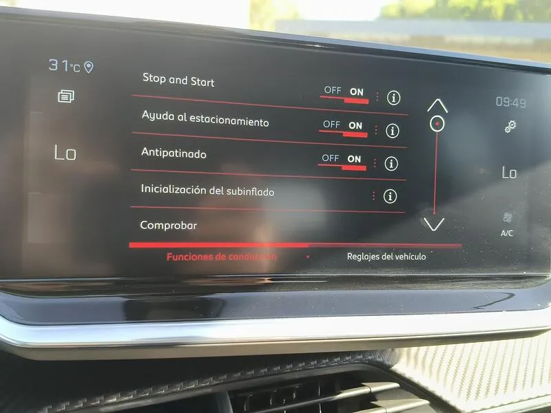 Peugeot 2008 Allure Pack PureTech - foto 17