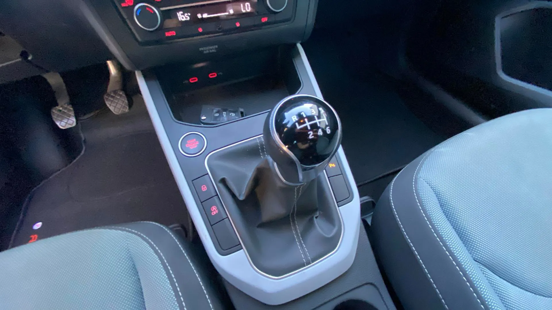 SEAT Ibiza 1.0 TSI Special Edition - foto 12