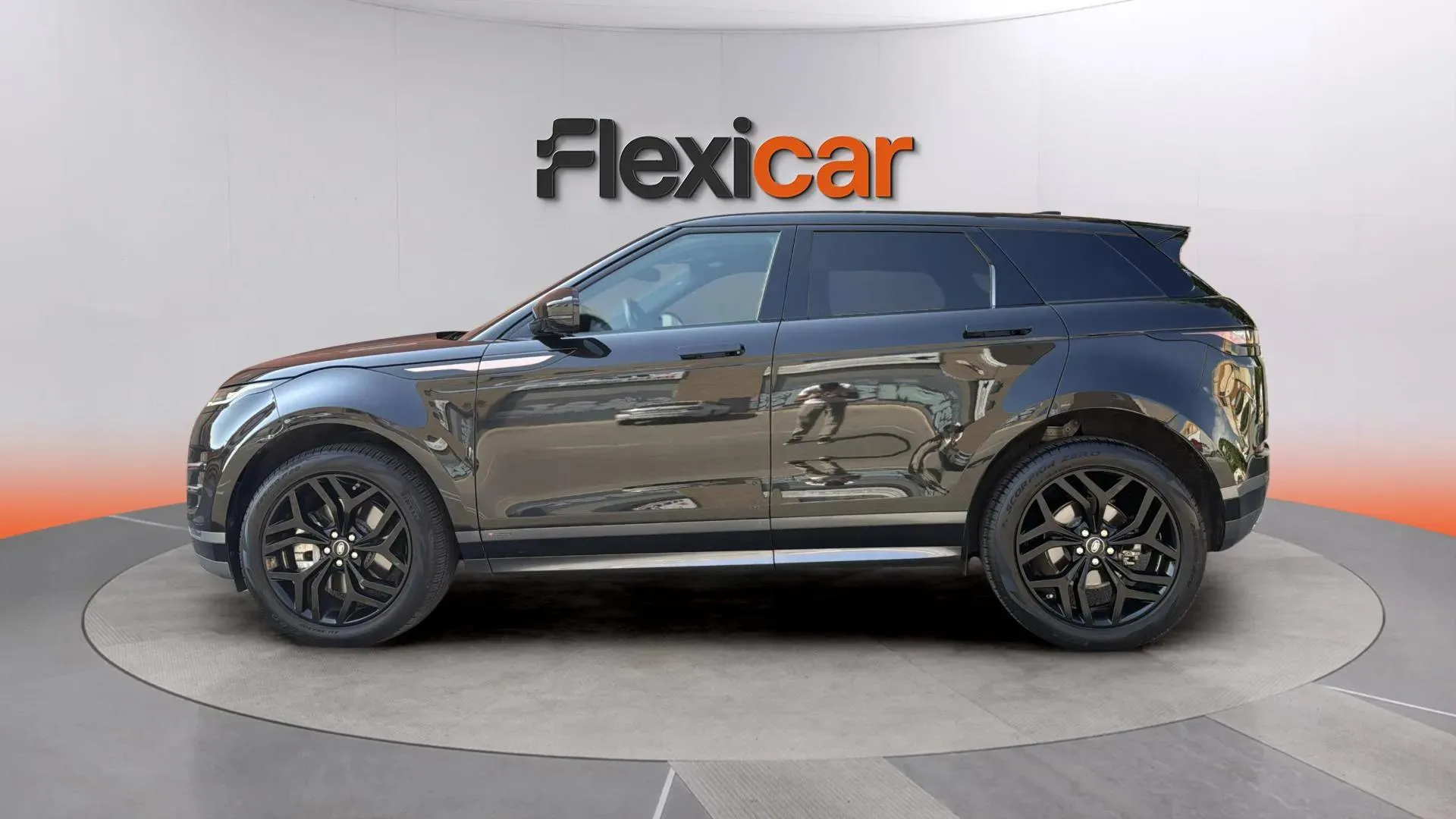 Land Rover Range Rover Evoque 2.0 D150 R-Dynamic S 4WD - foto 8