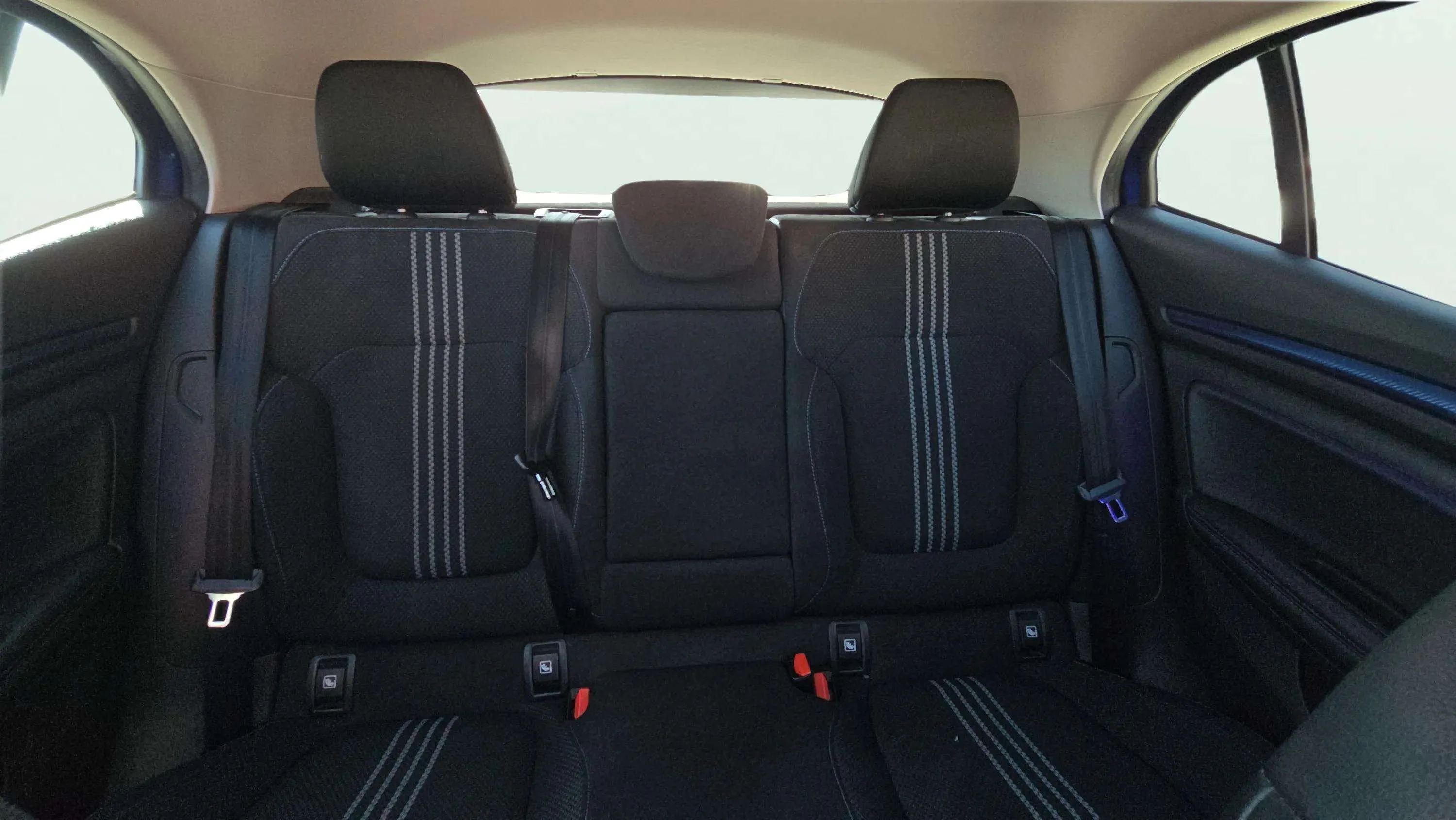 Renault Mégane GT Energy TCe EDC - foto 15