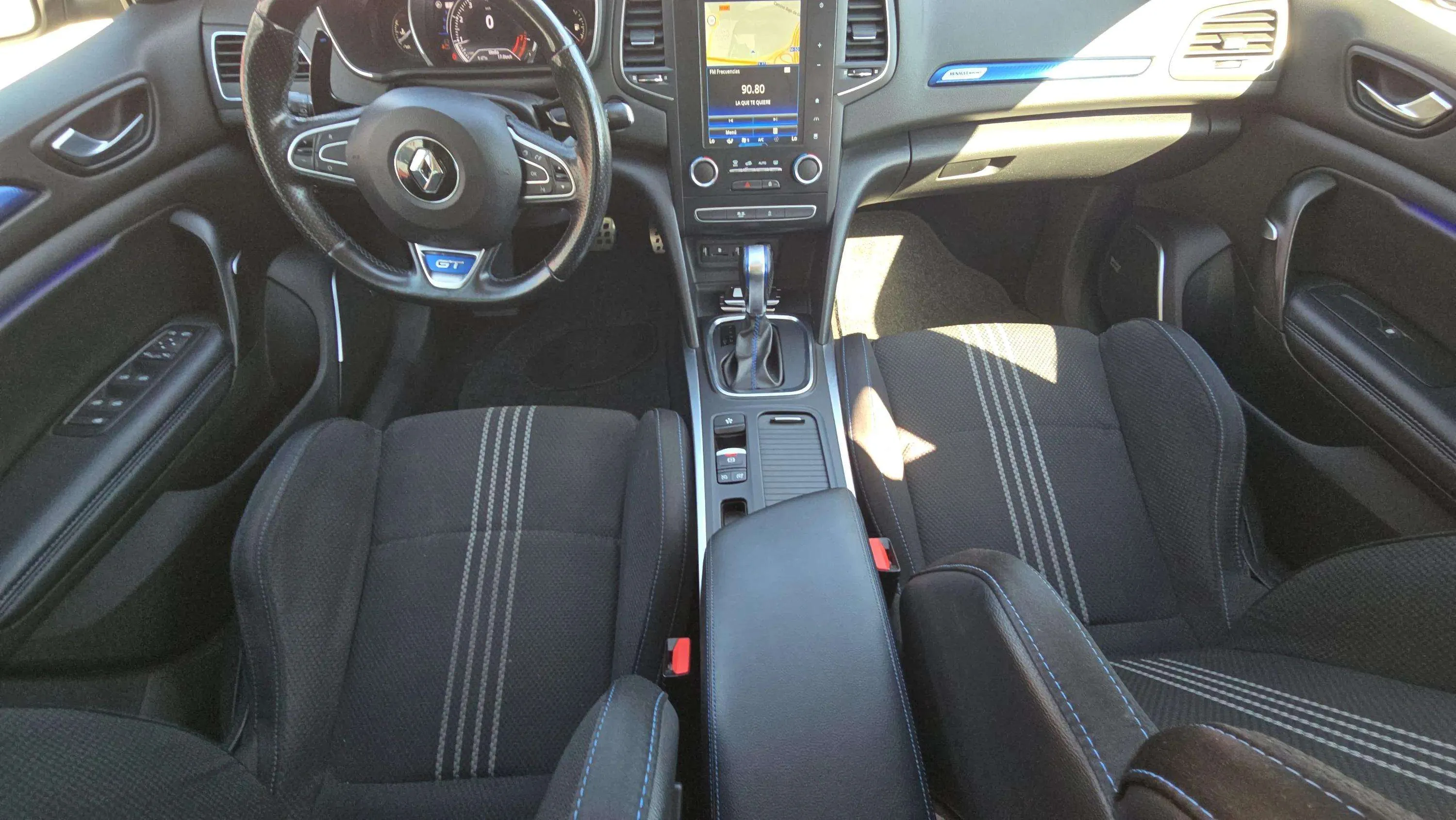 Renault Mégane GT Energy TCe EDC - foto 26