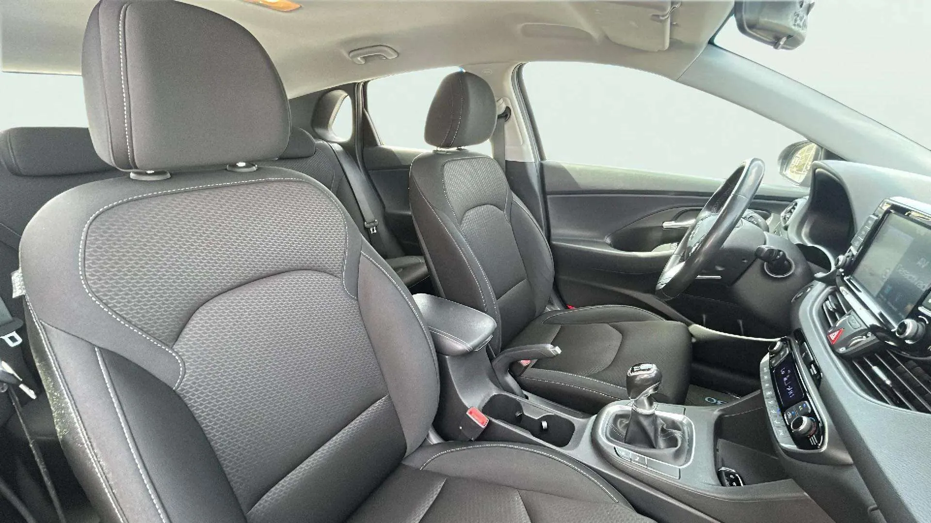 Hyundai i30 CW 1.0 T-GDi Go! - foto 19