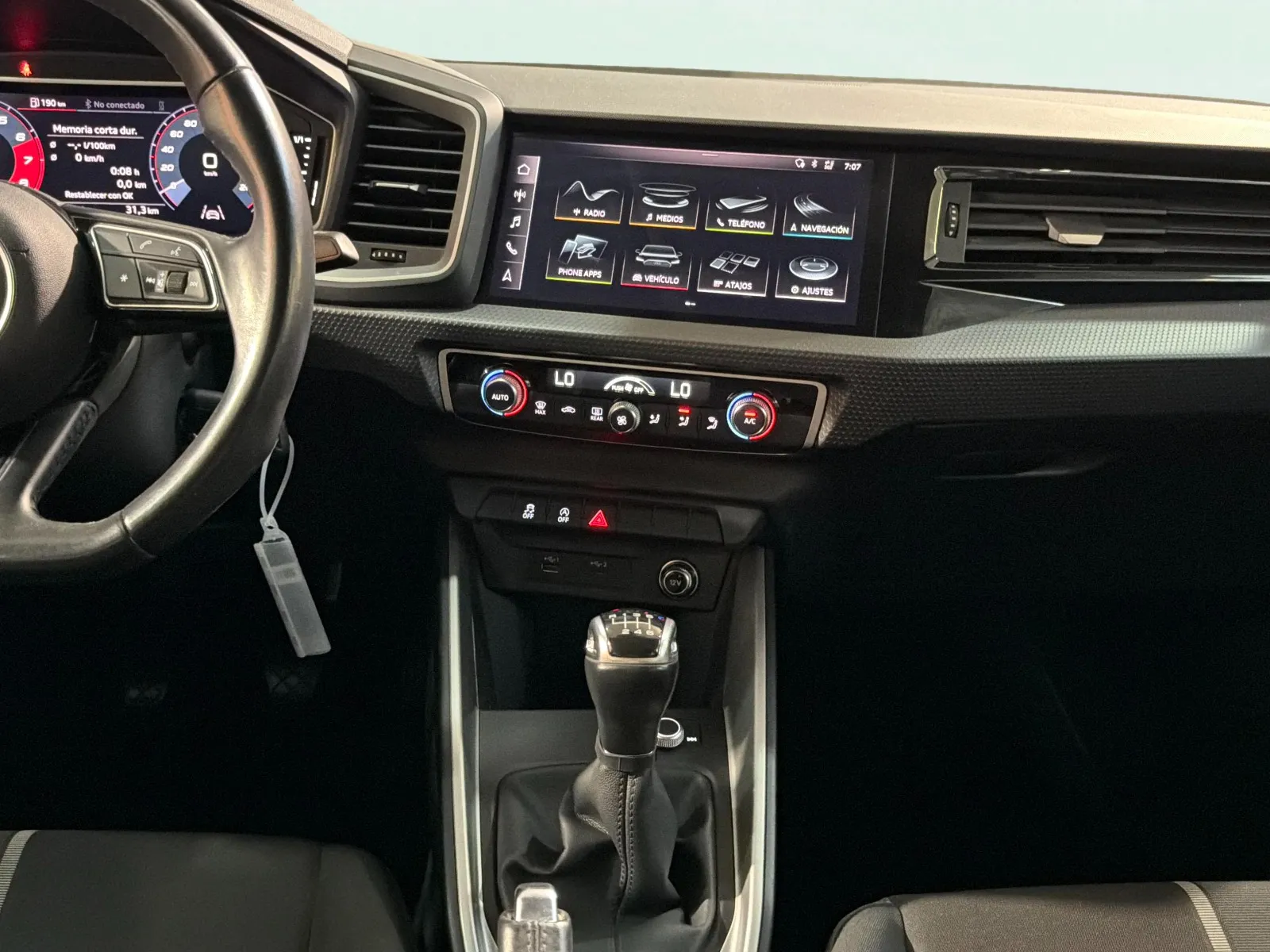 Audi A1 citycarver 25 TFSI - foto 11