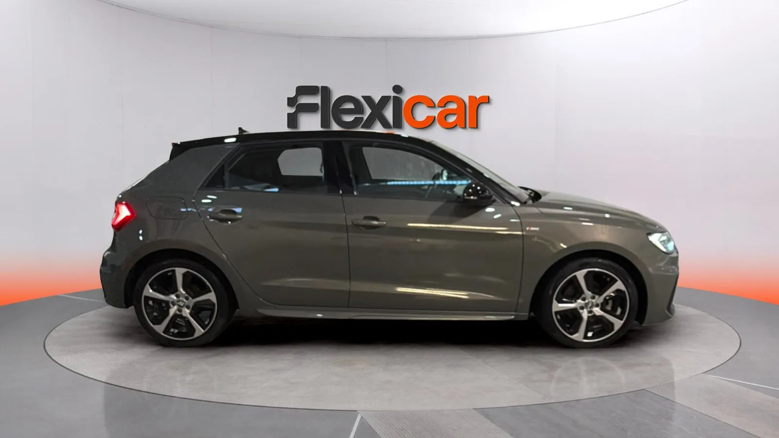 Audi A1 citycarver 25 TFSI - foto 2