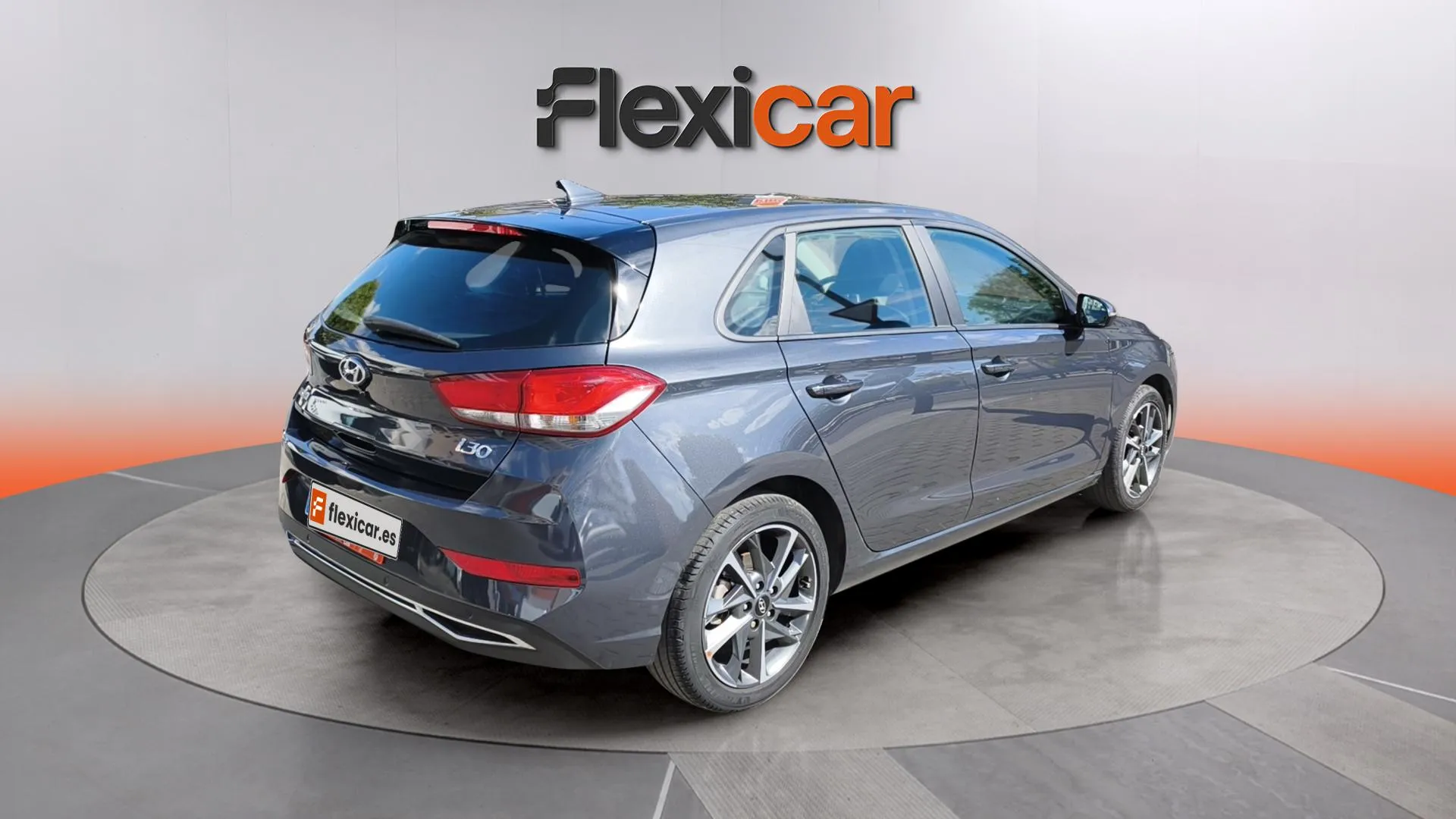 Hyundai i30 1.5 DPI Klass SLX - foto 6