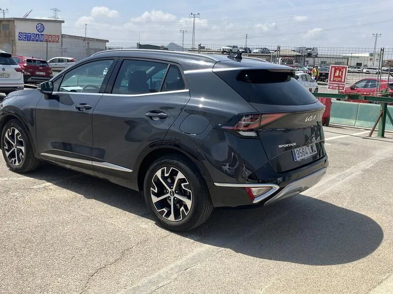 Kia Sportage 1.6 T-GDi MHEV Tech 4x2 - foto 4
