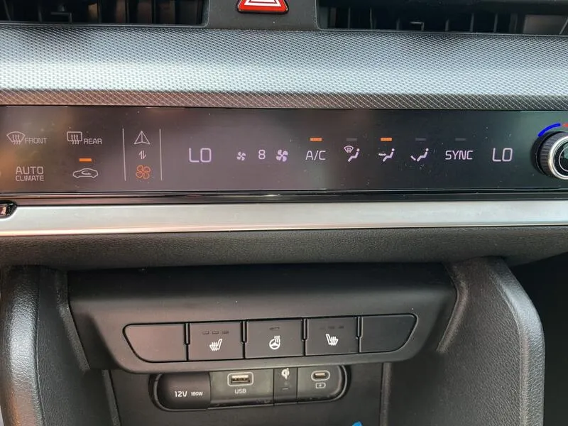 Kia Sportage 1.6 T-GDi MHEV Tech 4x2 - foto 33