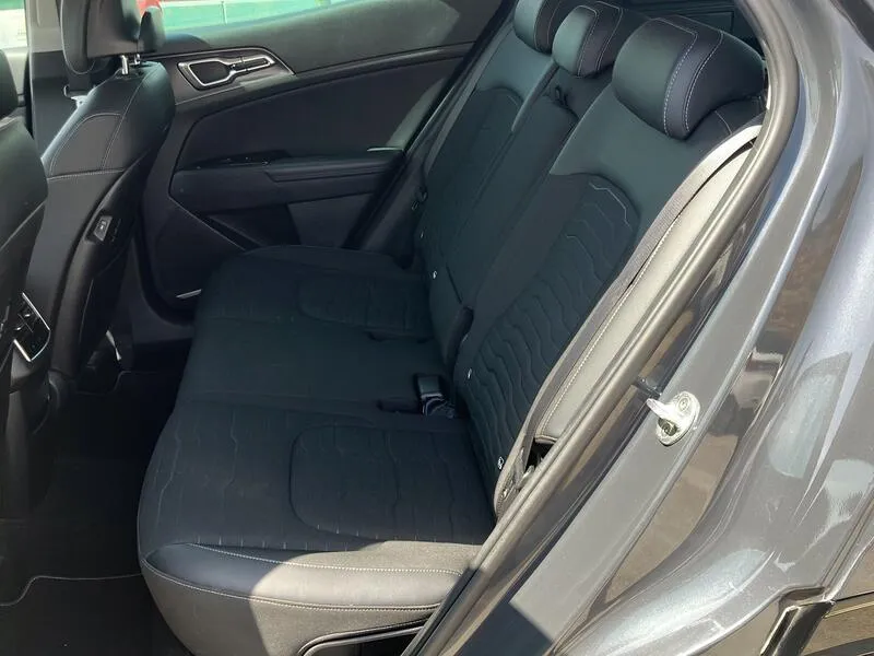 Kia Sportage 1.6 T-GDi MHEV Tech 4x2 - foto 16