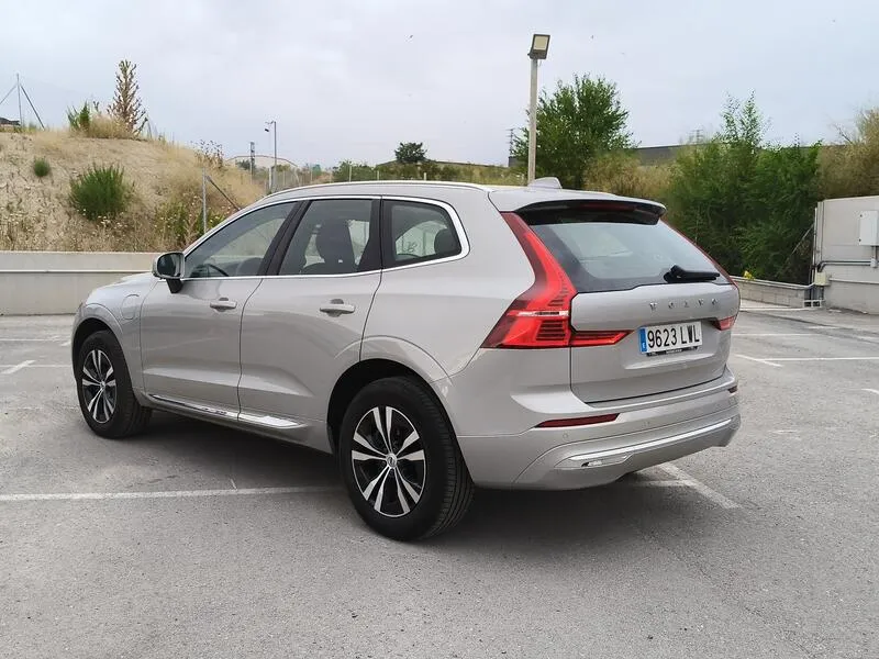 Volvo XC60 2.0 T6 AWD Recharge Inscription Exp - foto 4