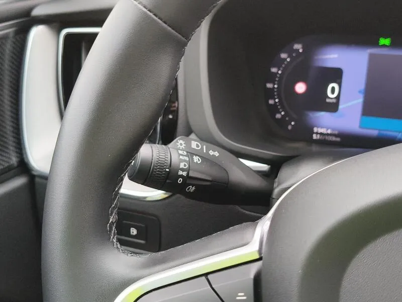 Volvo XC60 2.0 T6 AWD Recharge Inscription Exp - foto 30
