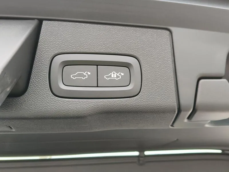 Volvo XC60 2.0 T6 AWD Recharge Inscription Exp - foto 45