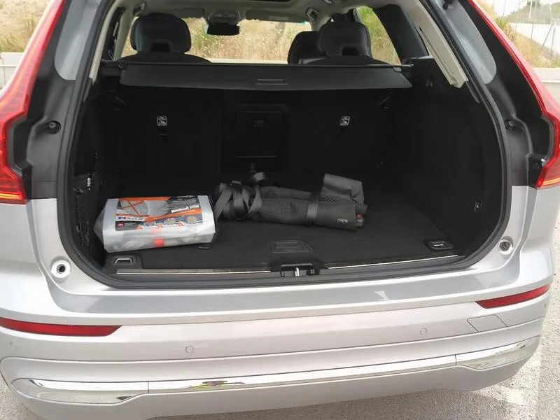 Volvo XC60 2.0 T6 AWD Recharge Inscription Exp - foto 46