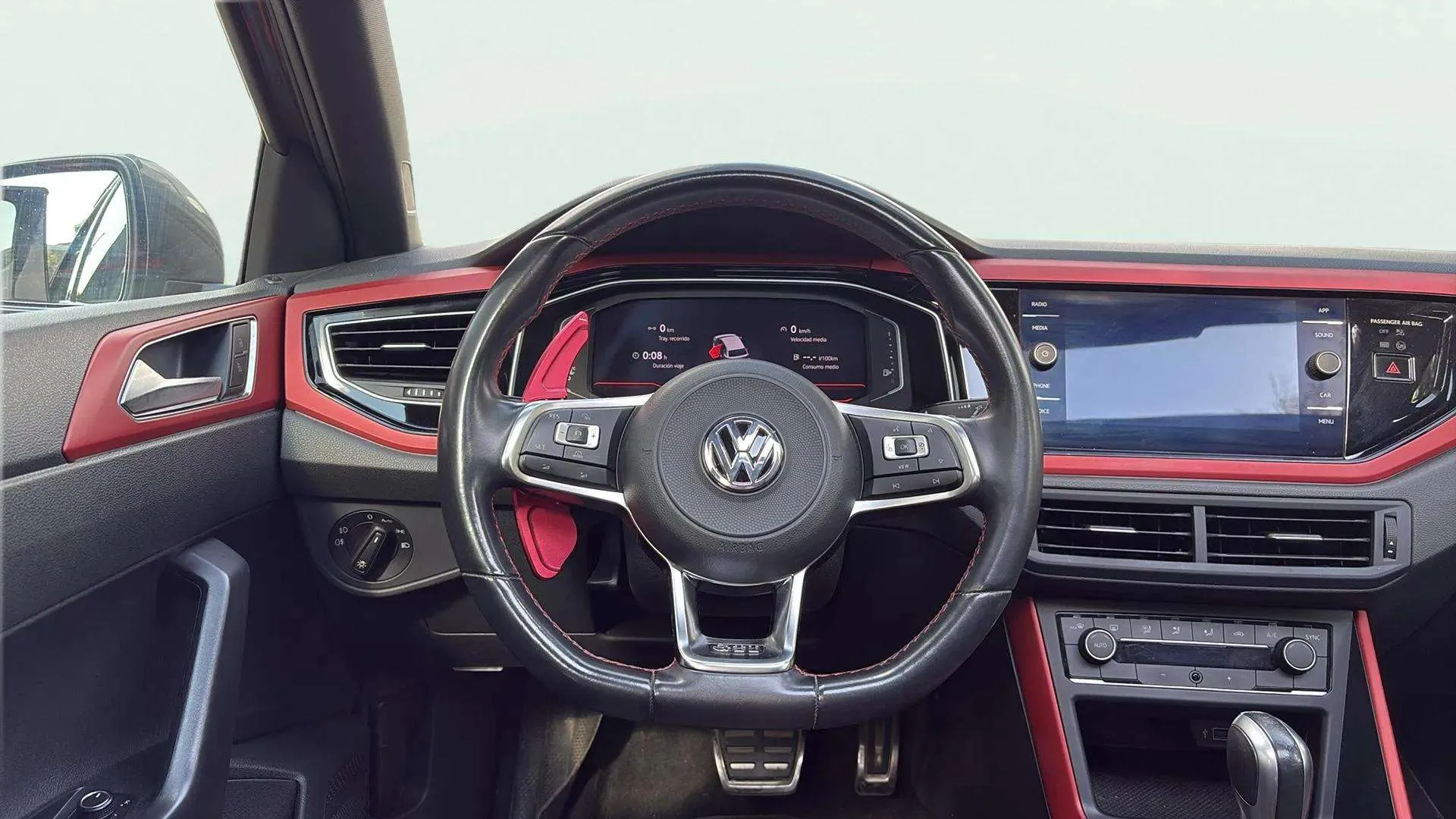 Volkswagen Polo GTI 2.0 TSI DSG - foto 14