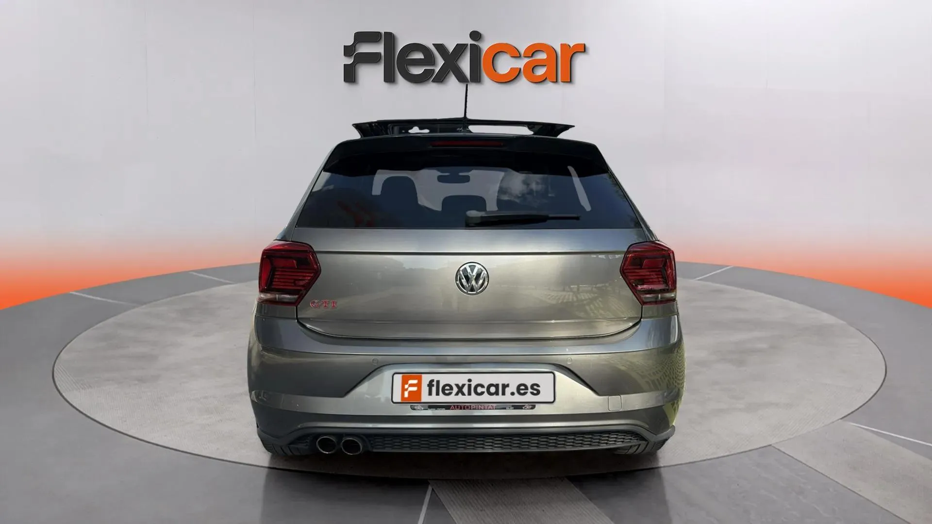 Volkswagen Polo GTI 2.0 TSI DSG - foto 6