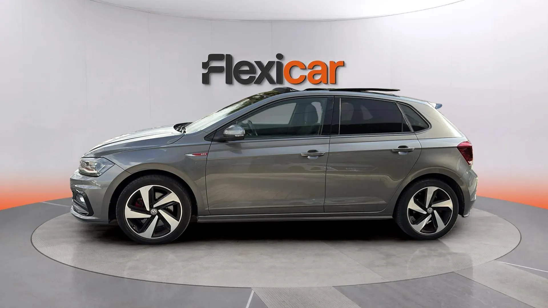 Volkswagen Polo GTI 2.0 TSI DSG - foto 4