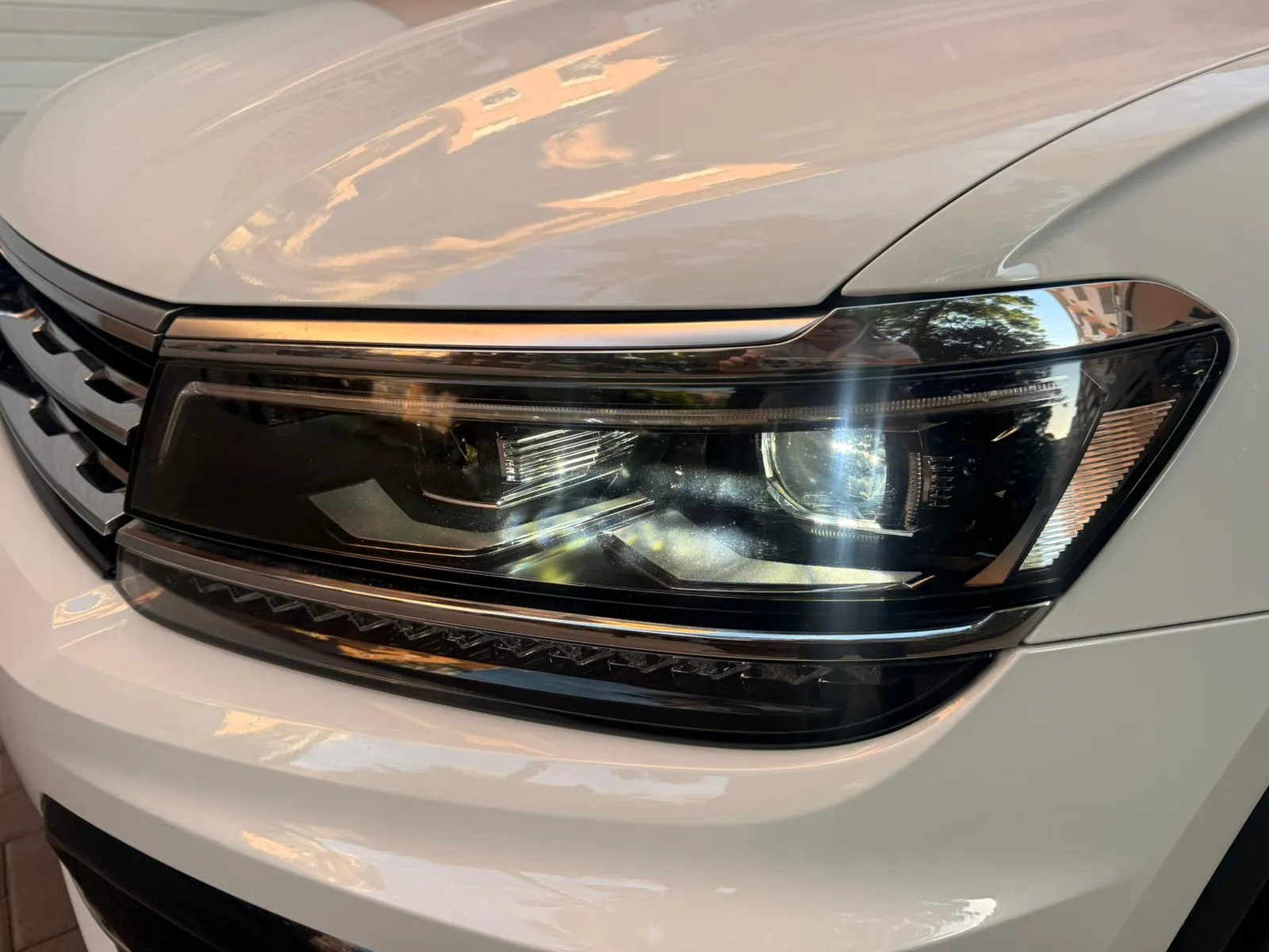 Volkswagen Tiguan R-Line 2.0 TDI DSG 4Motion - foto 16