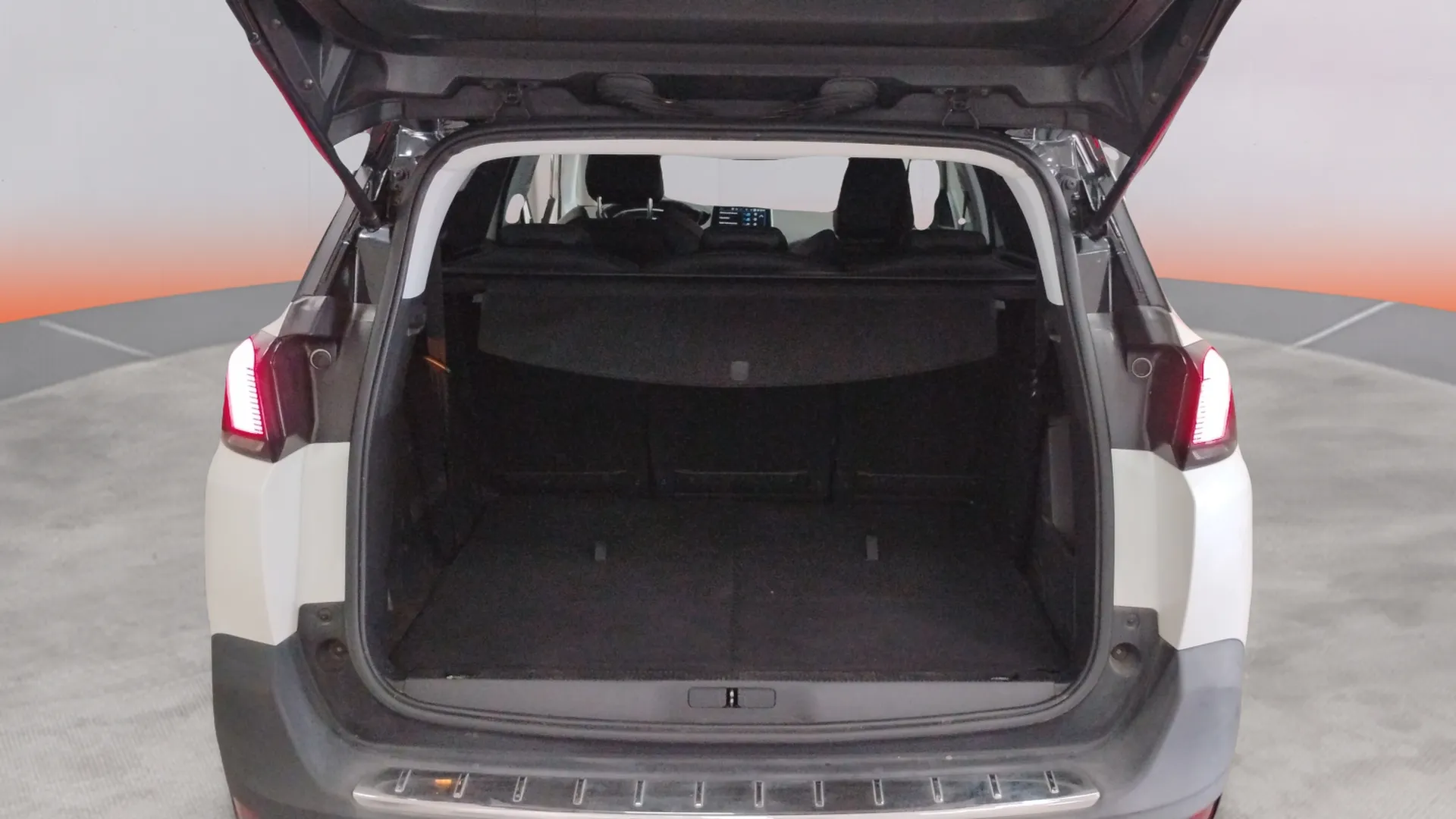 Peugeot 5008 Allure 1.2L PureTech - foto 22