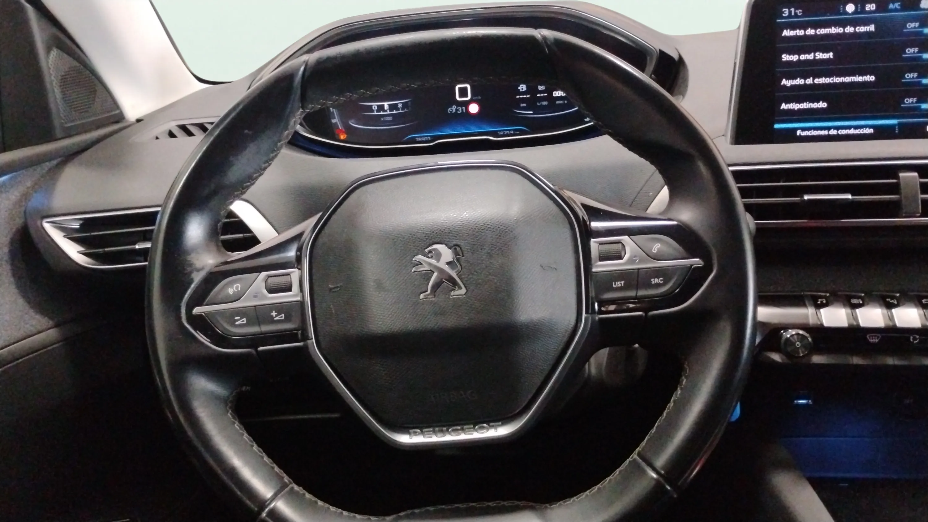 Peugeot 5008 Allure 1.2L PureTech - foto 23