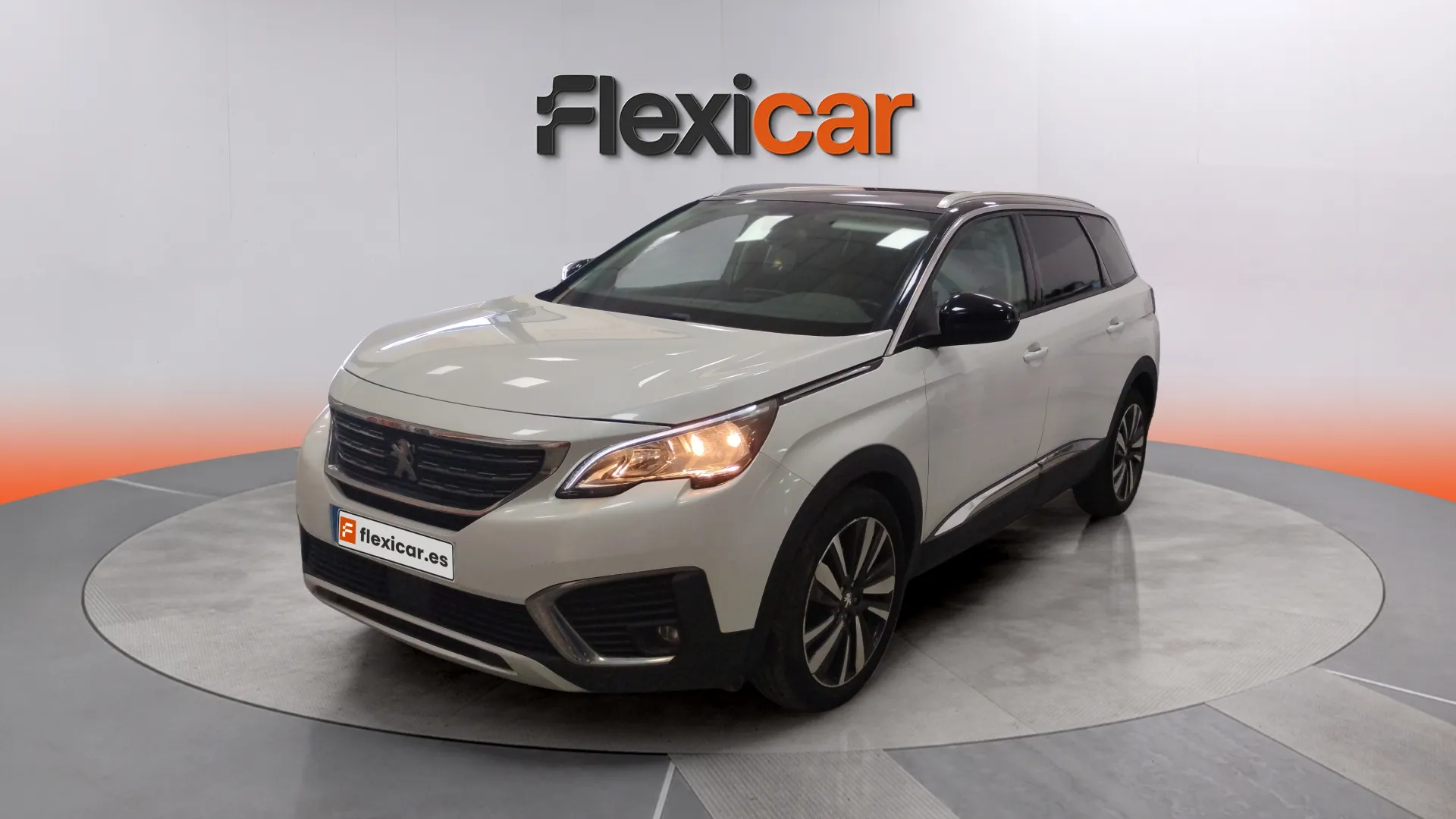 Peugeot 5008 Allure 1.2L PureTech - foto 2