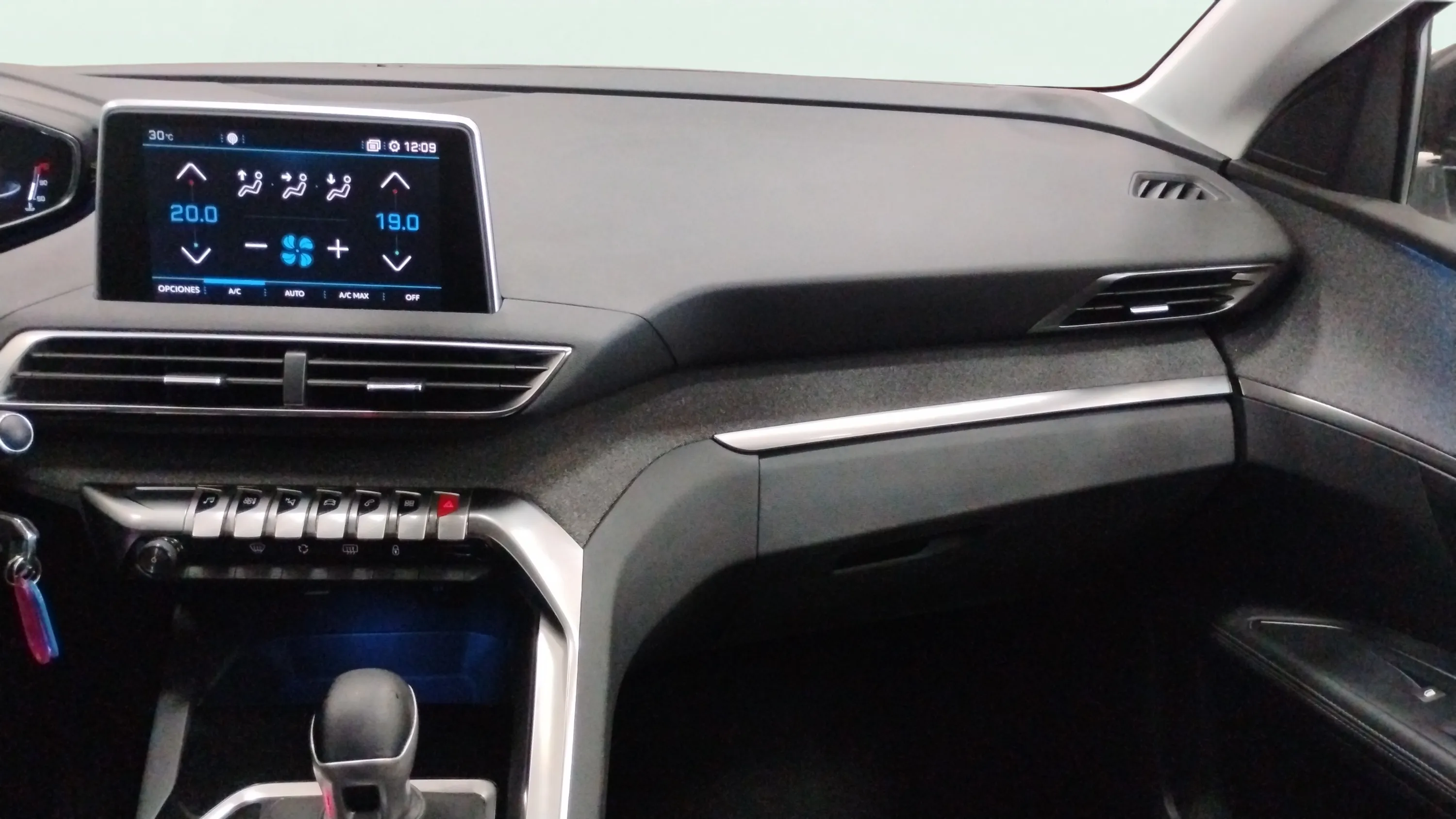 Peugeot 5008 Allure 1.2L PureTech - foto 14