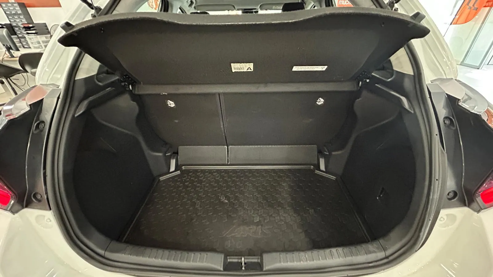 Toyota Yaris 1.5 125 S-Edition - foto 22