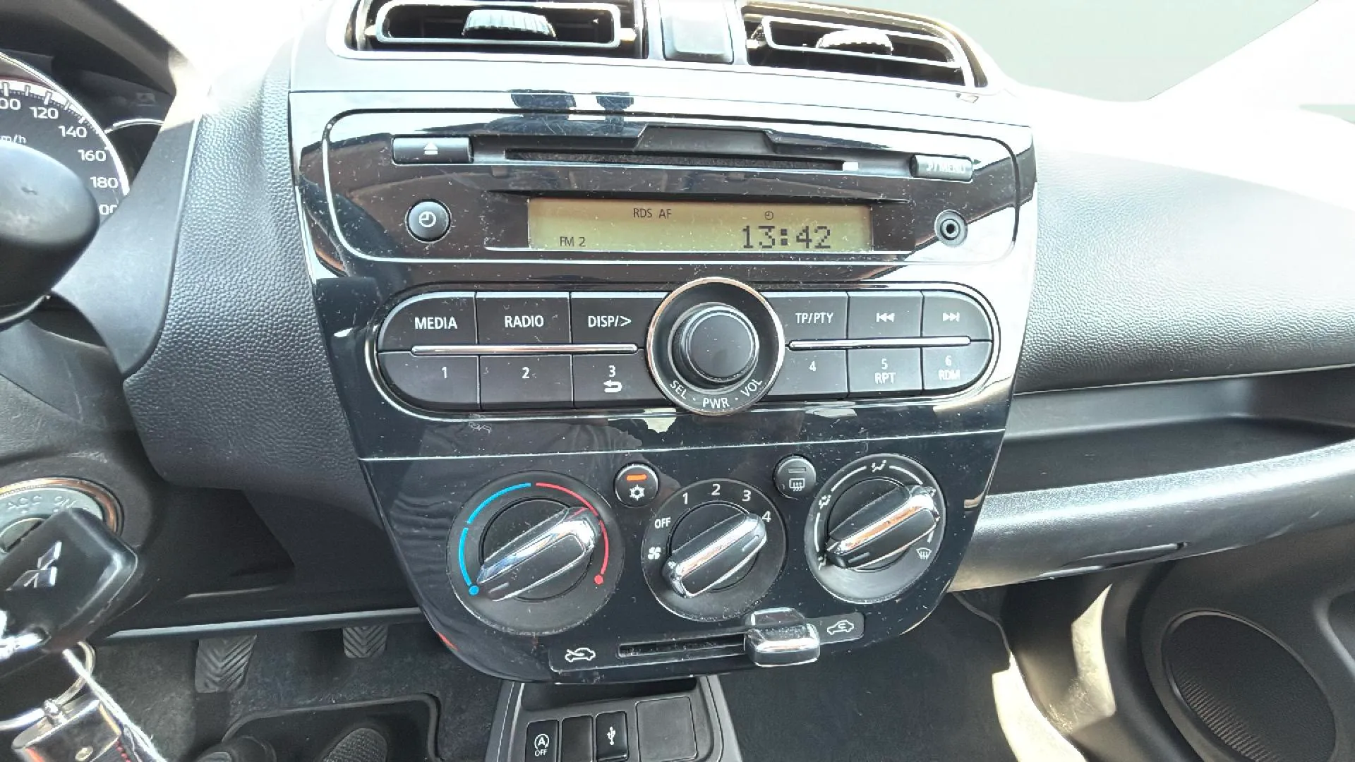 Mitsubishi Space Star 120 MPI Kaiteki - foto 20