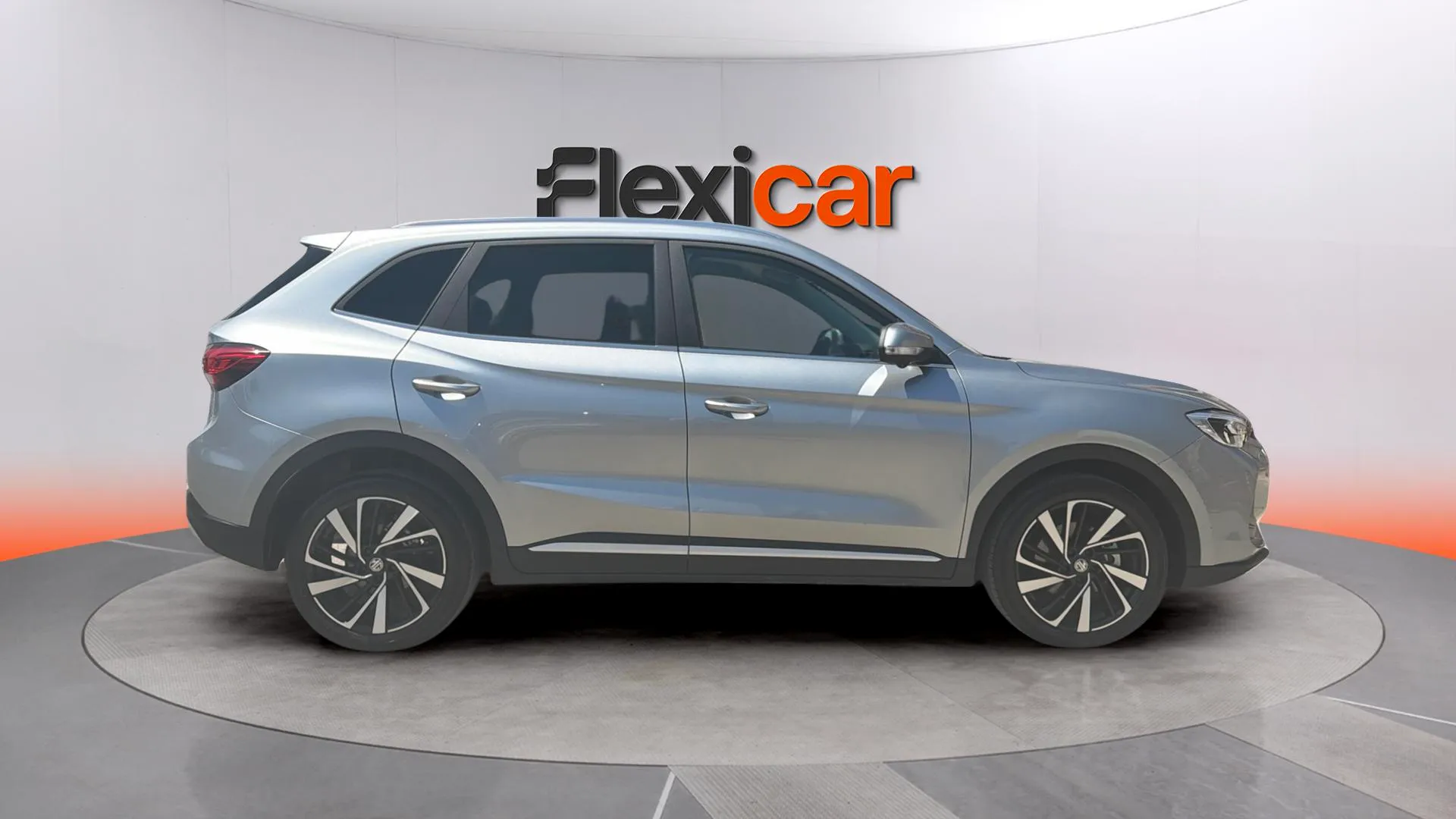 MG ZS Hybrid+ Luxury - foto 8