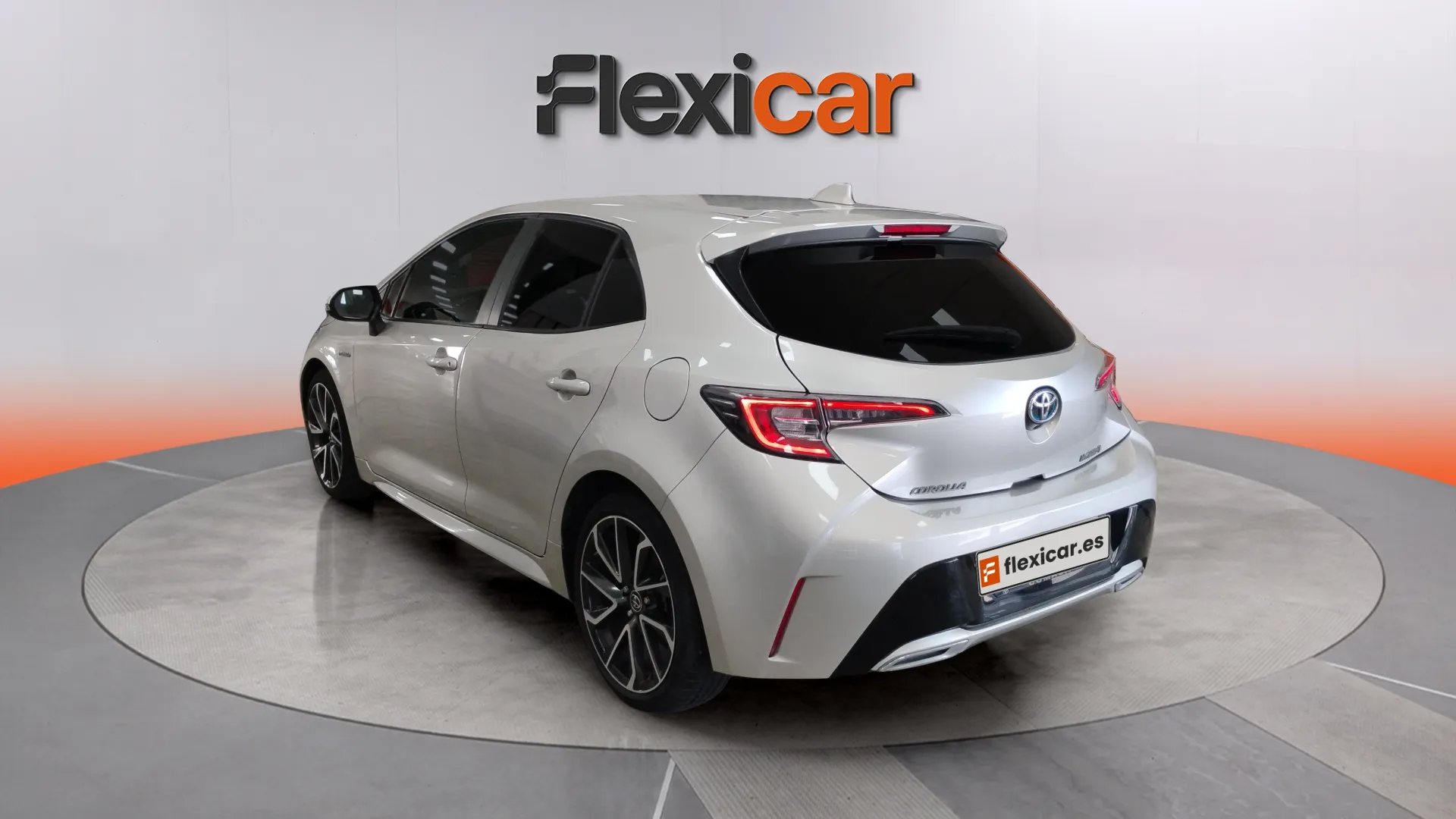 Toyota Corolla 2.0 180H Feel! E-CVT - foto 7