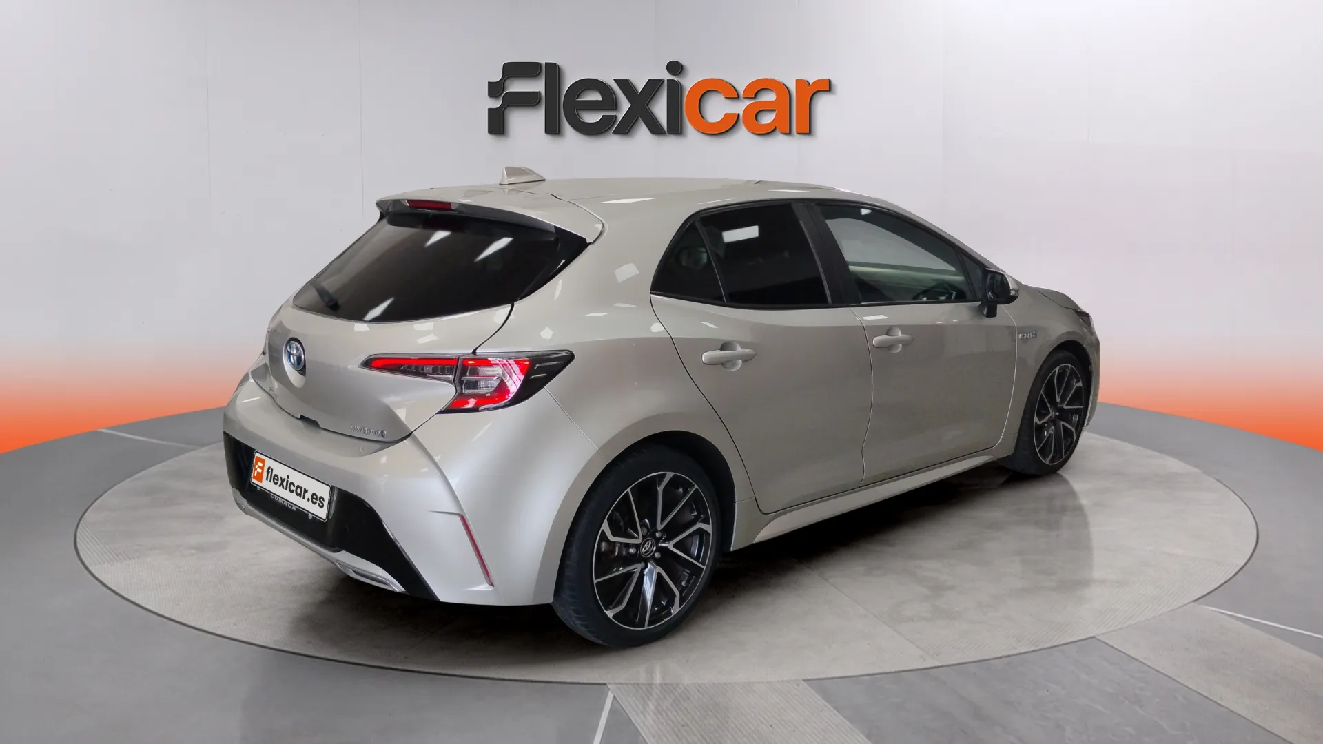 Toyota Corolla 2.0 180H Feel! E-CVT - foto 3