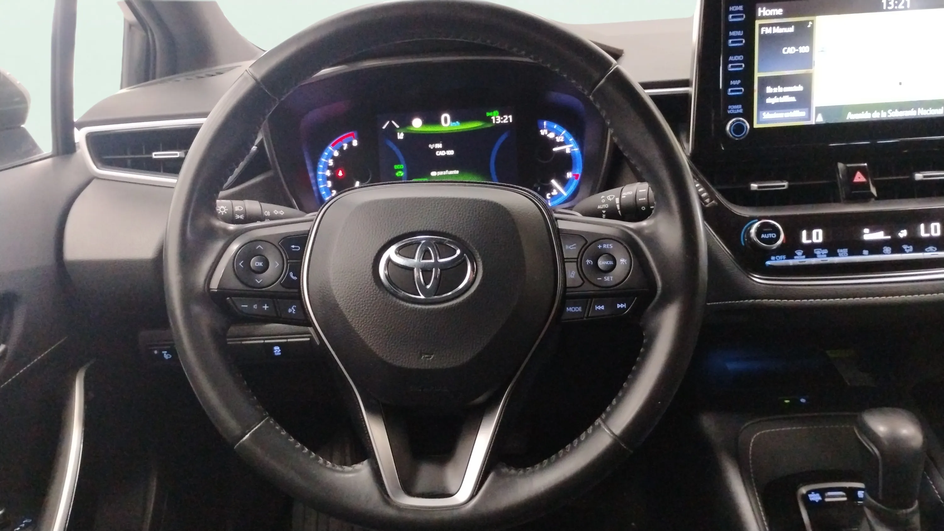Toyota Corolla 2.0 180H Feel! E-CVT - foto 15