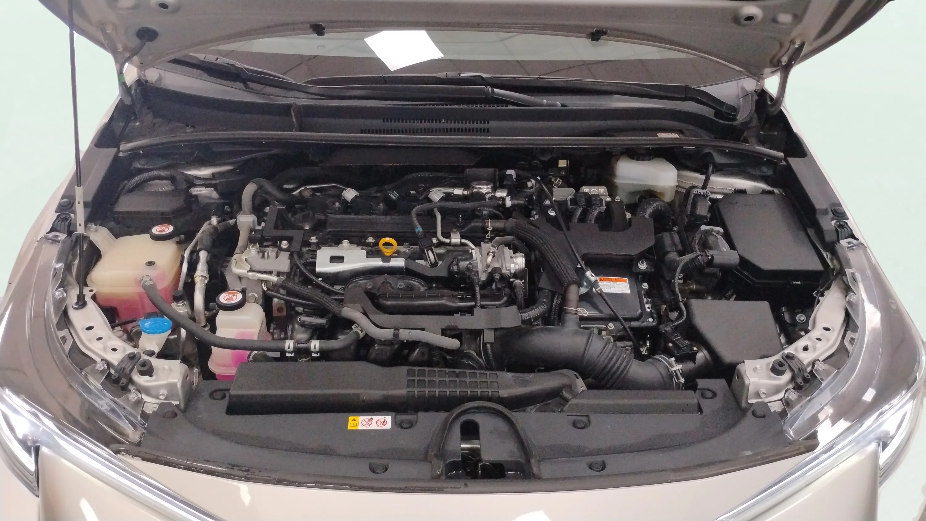 Toyota Corolla 2.0 180H Feel! E-CVT - foto 23