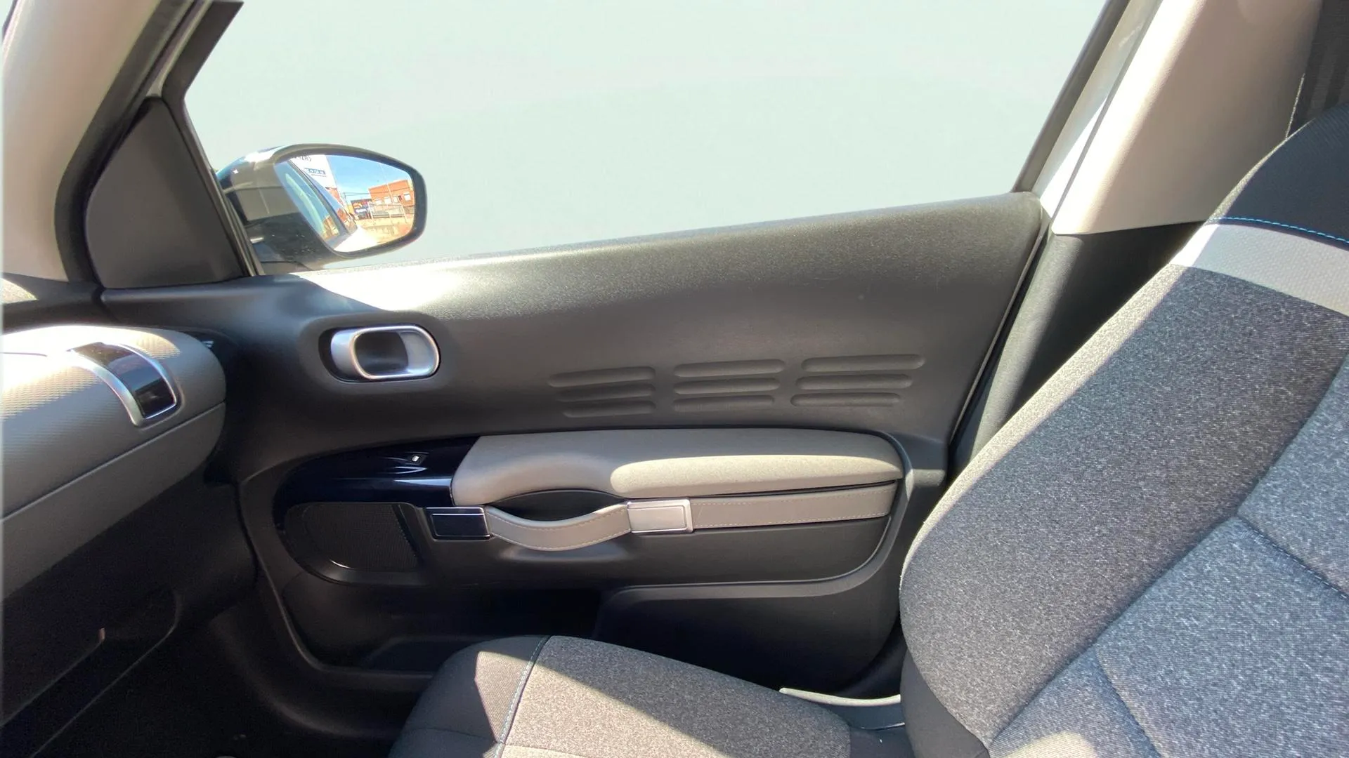Citroën C4 Cactus PureTech 110 Shine - foto 18