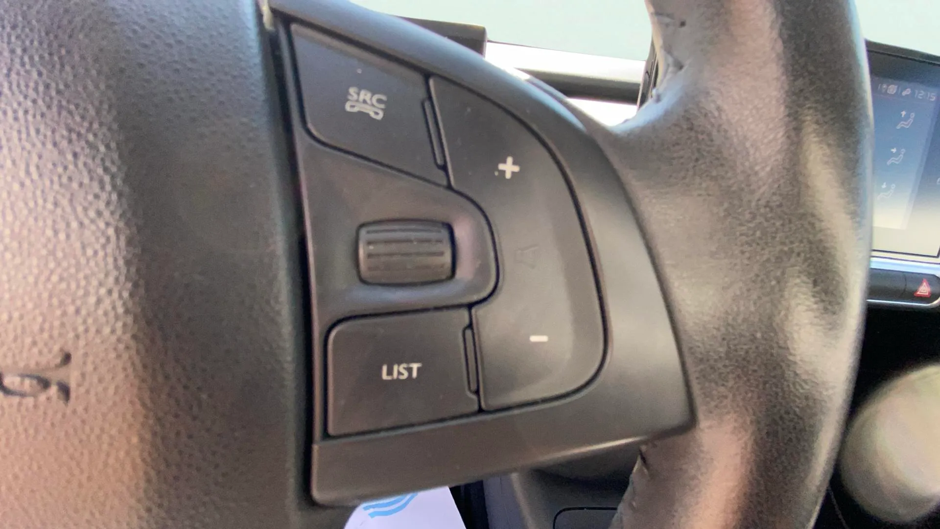 Citroën C4 Cactus PureTech 110 Shine - foto 15