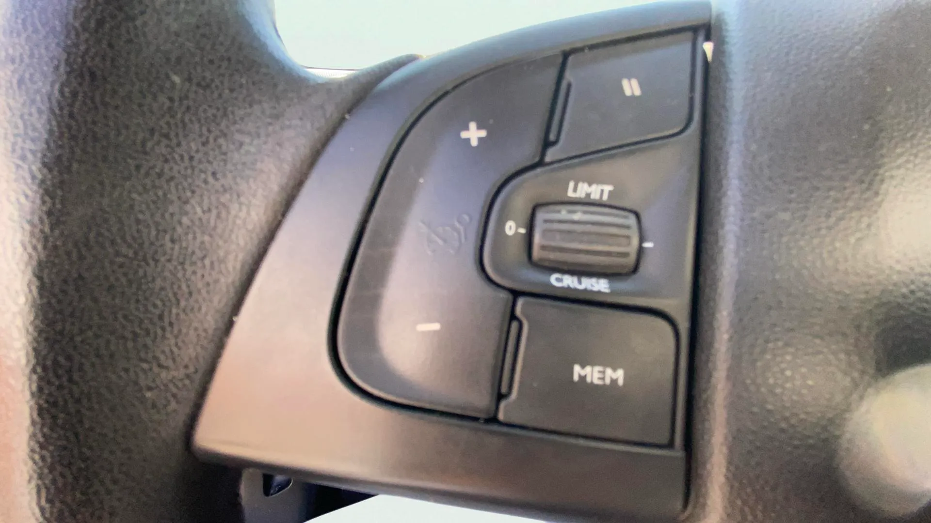 Citroën C4 Cactus PureTech 110 Shine - foto 13