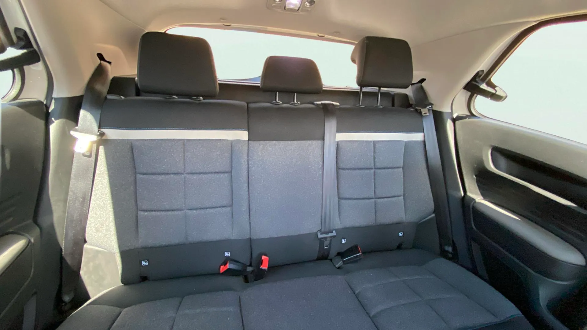 Citroën C4 Cactus PureTech 110 Shine - foto 20