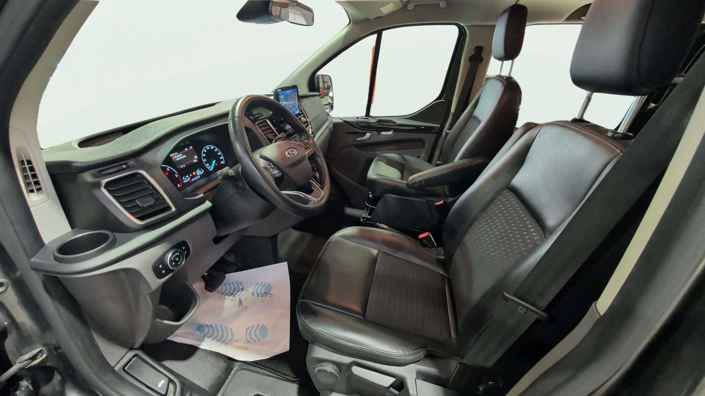 Ford Transit Custom Kombi 2.0 TDCi 320 L1 Sport - foto 18