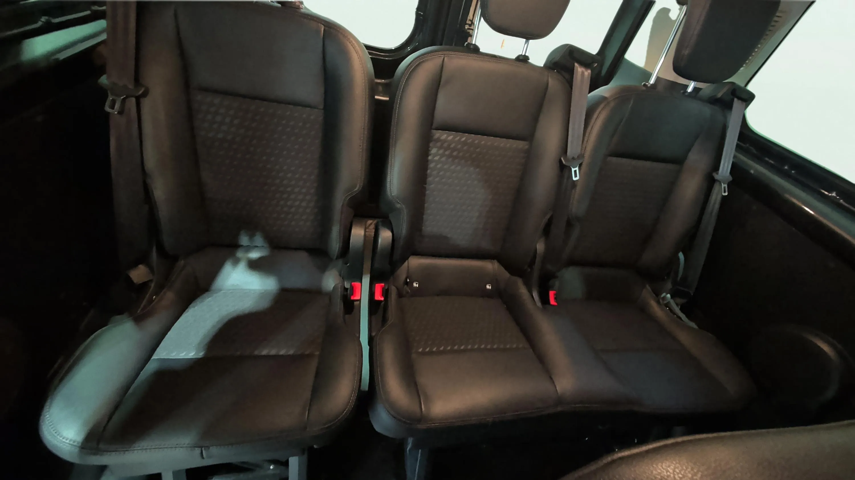 Ford Transit Custom Kombi 2.0 TDCi 320 L1 Sport - foto 30