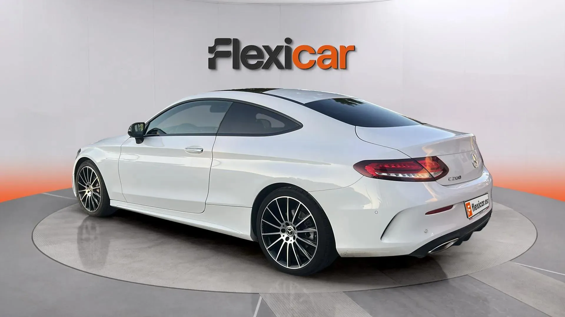 Mercedes-Benz Clase C Coupé C 200 - foto 8