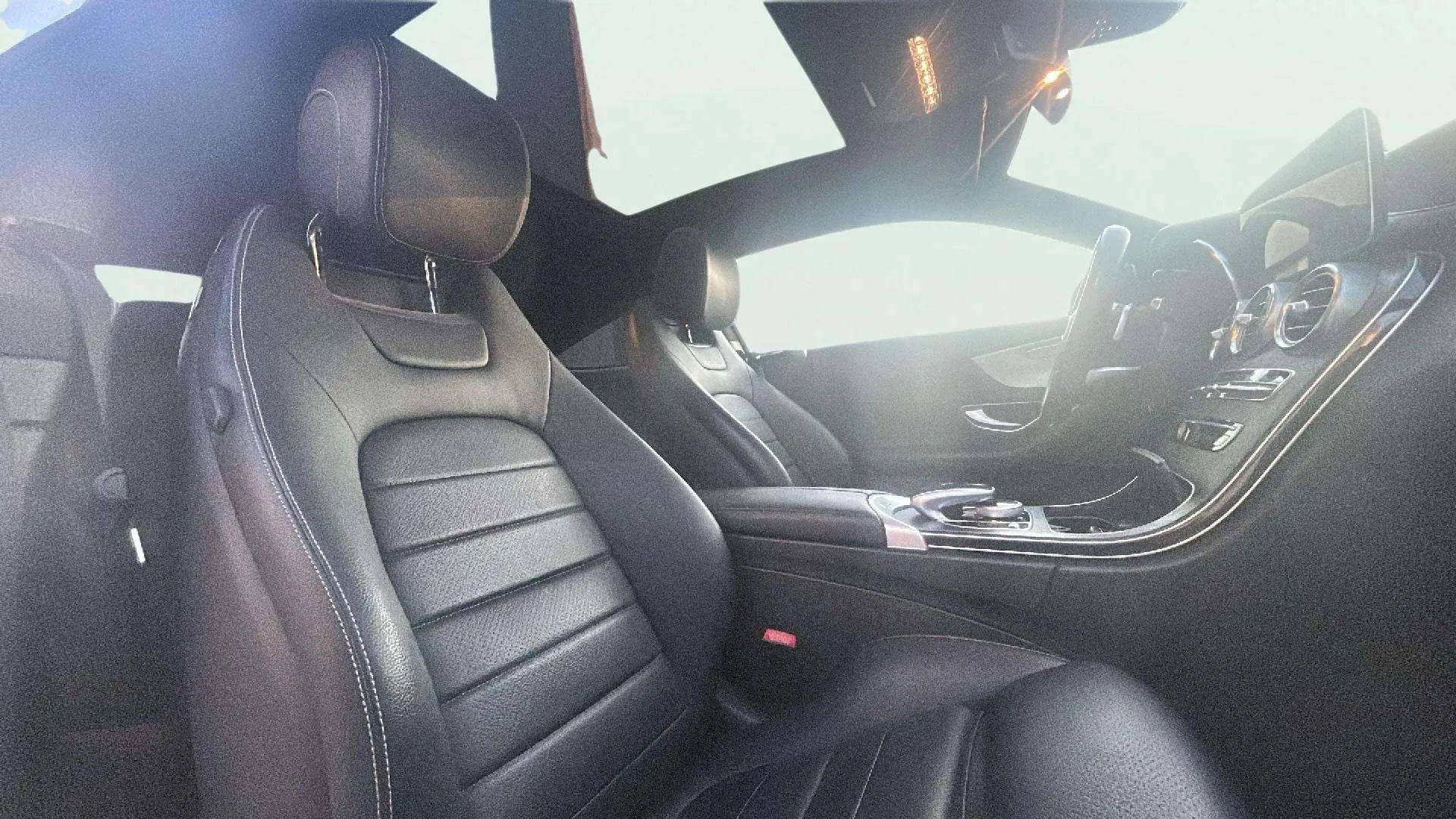 Mercedes-Benz Clase C Coupé C 200 - foto 12