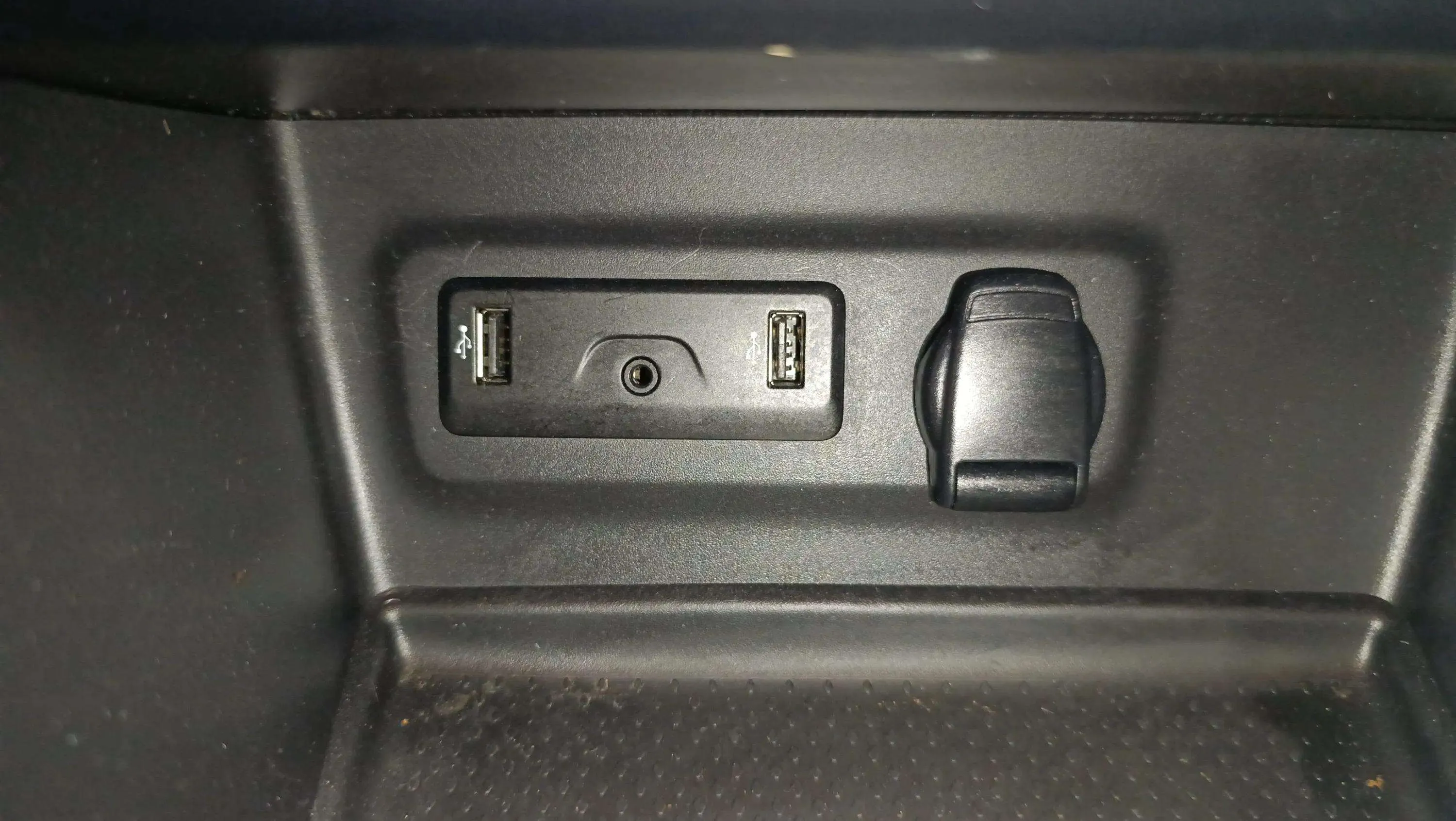 Renault Mégane Limited Energy TCe - foto 19