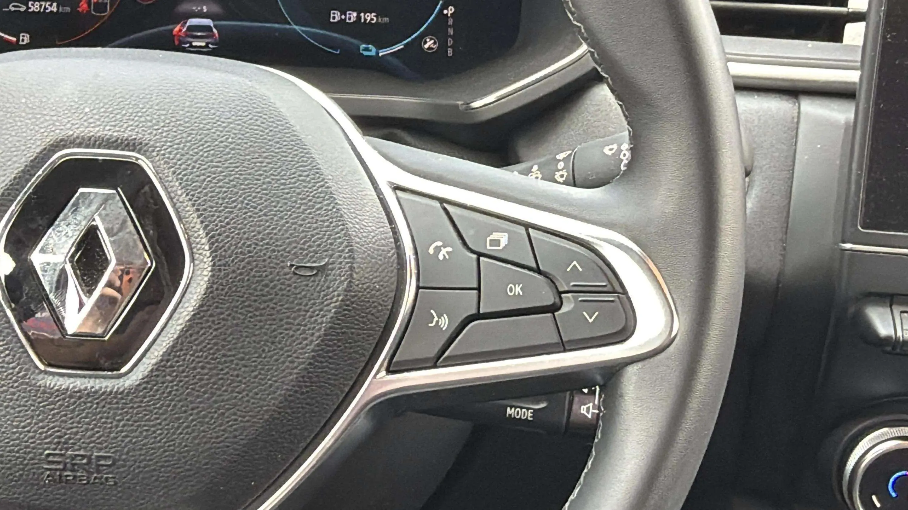 Renault Captur evolution E-Tech PHEV - foto 16