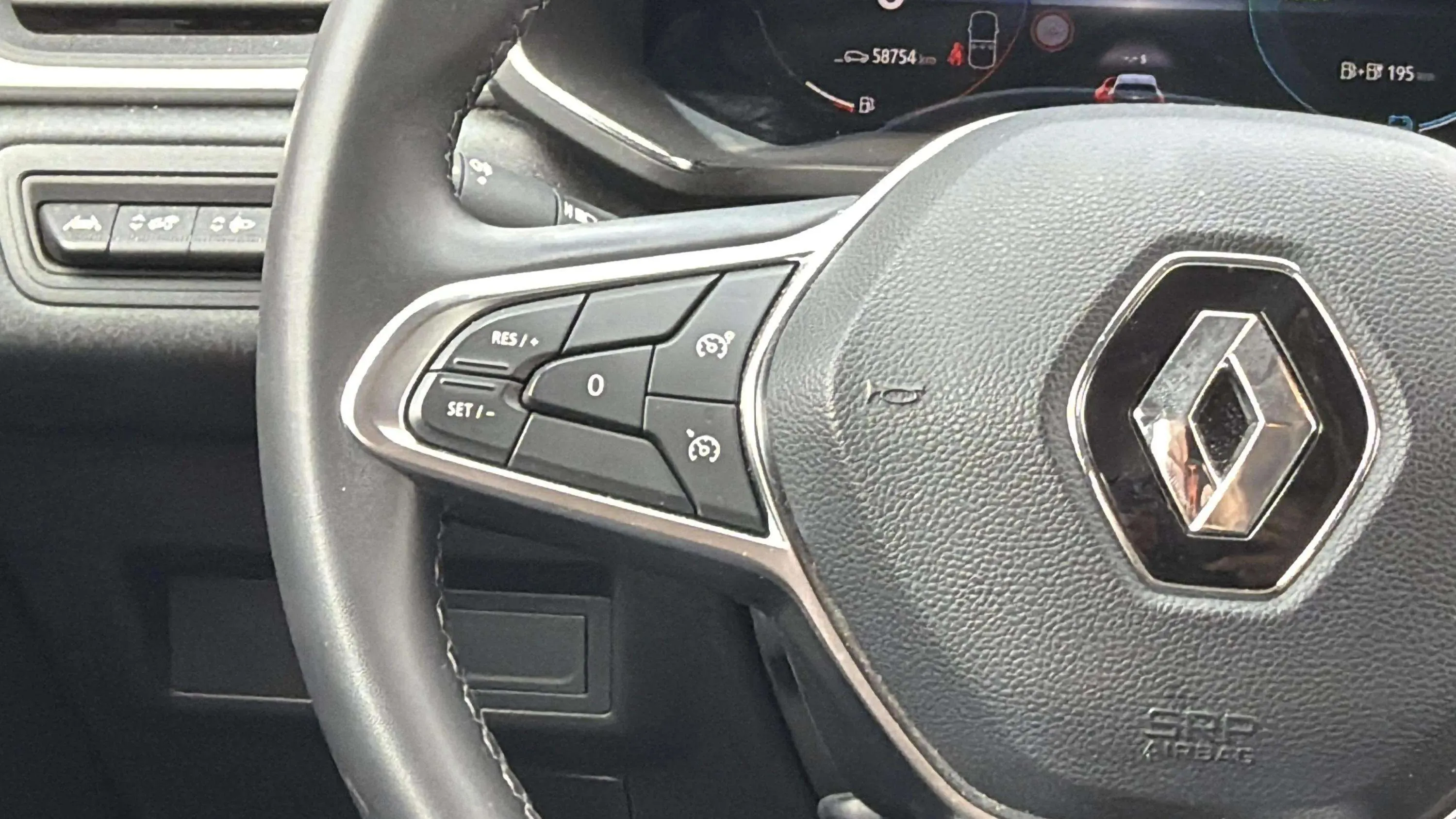 Renault Captur evolution E-Tech PHEV - foto 15