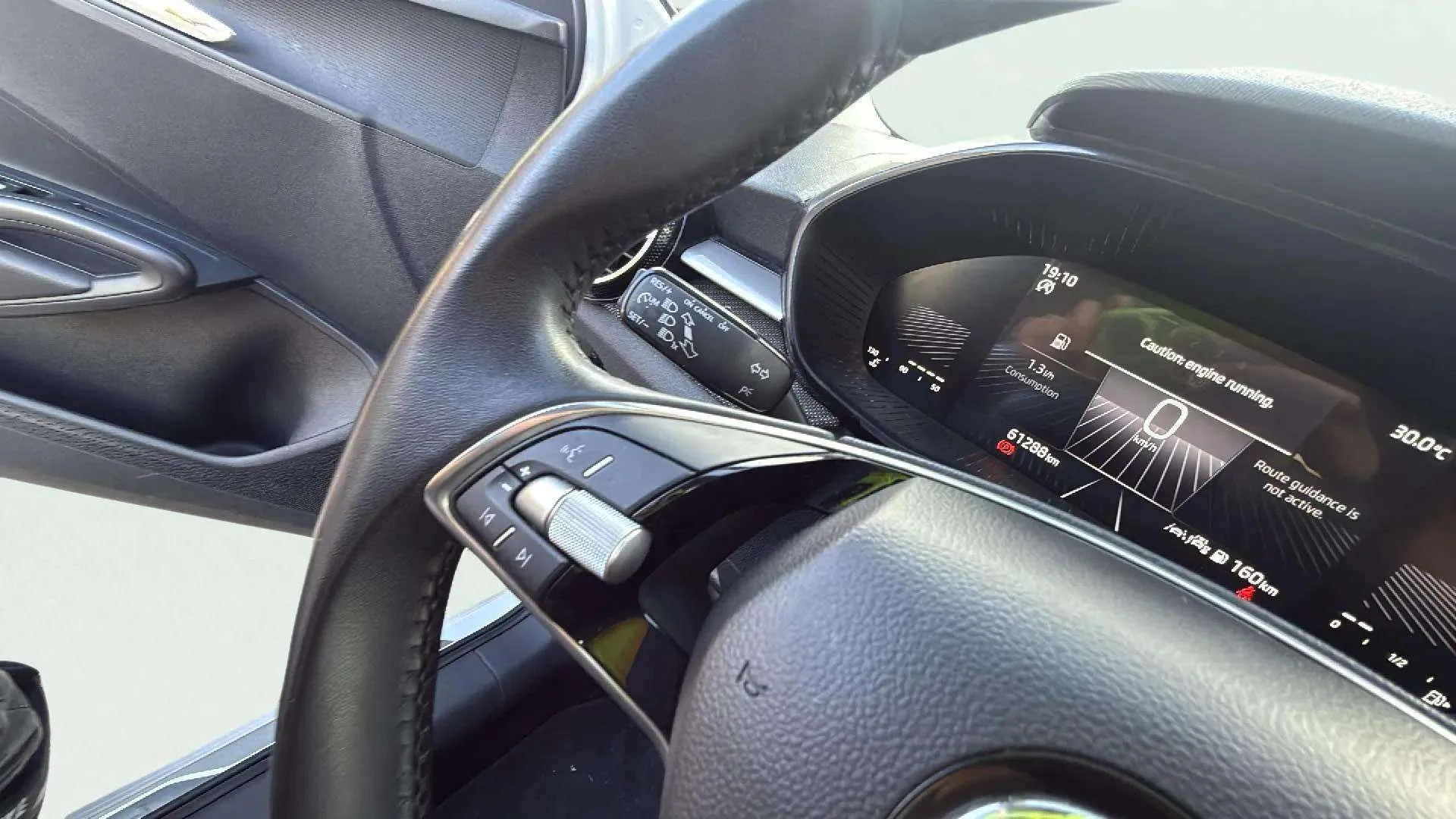 Škoda Fabia 1.0 TSI Selection - foto 11