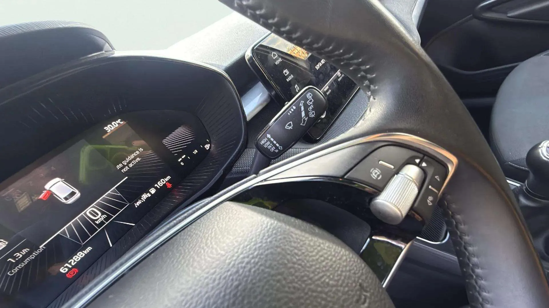 Škoda Fabia 1.0 TSI Selection - foto 12