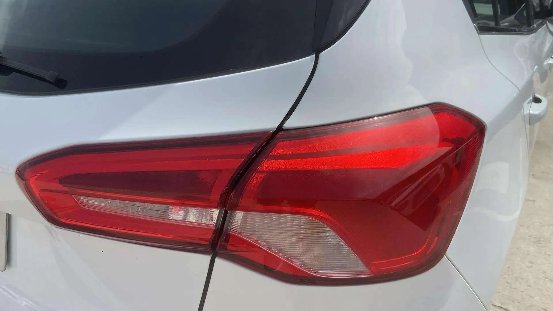 Ford Focus 1.5 EcoBlue Trend+ - foto 11