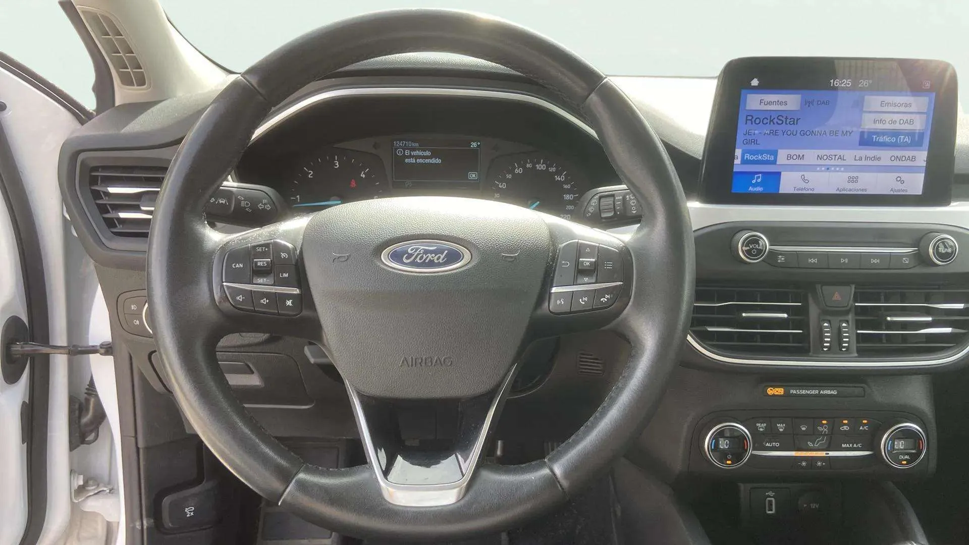 Ford Focus 1.5 EcoBlue Trend+ - foto 13