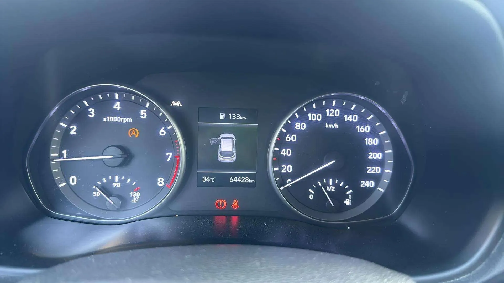 Hyundai i30 1.5 DPI Essence - foto 15