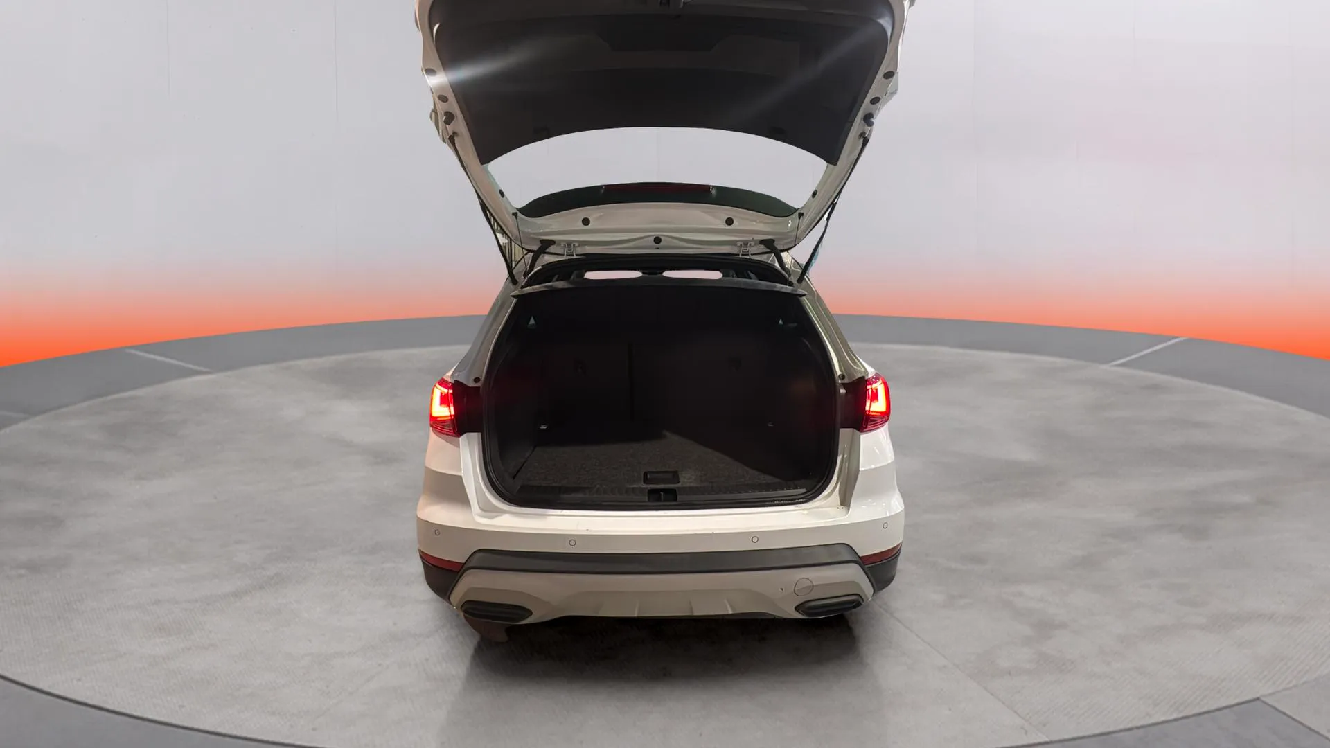 SEAT Arona 1.5 TSI DSG Special Edition - foto 9