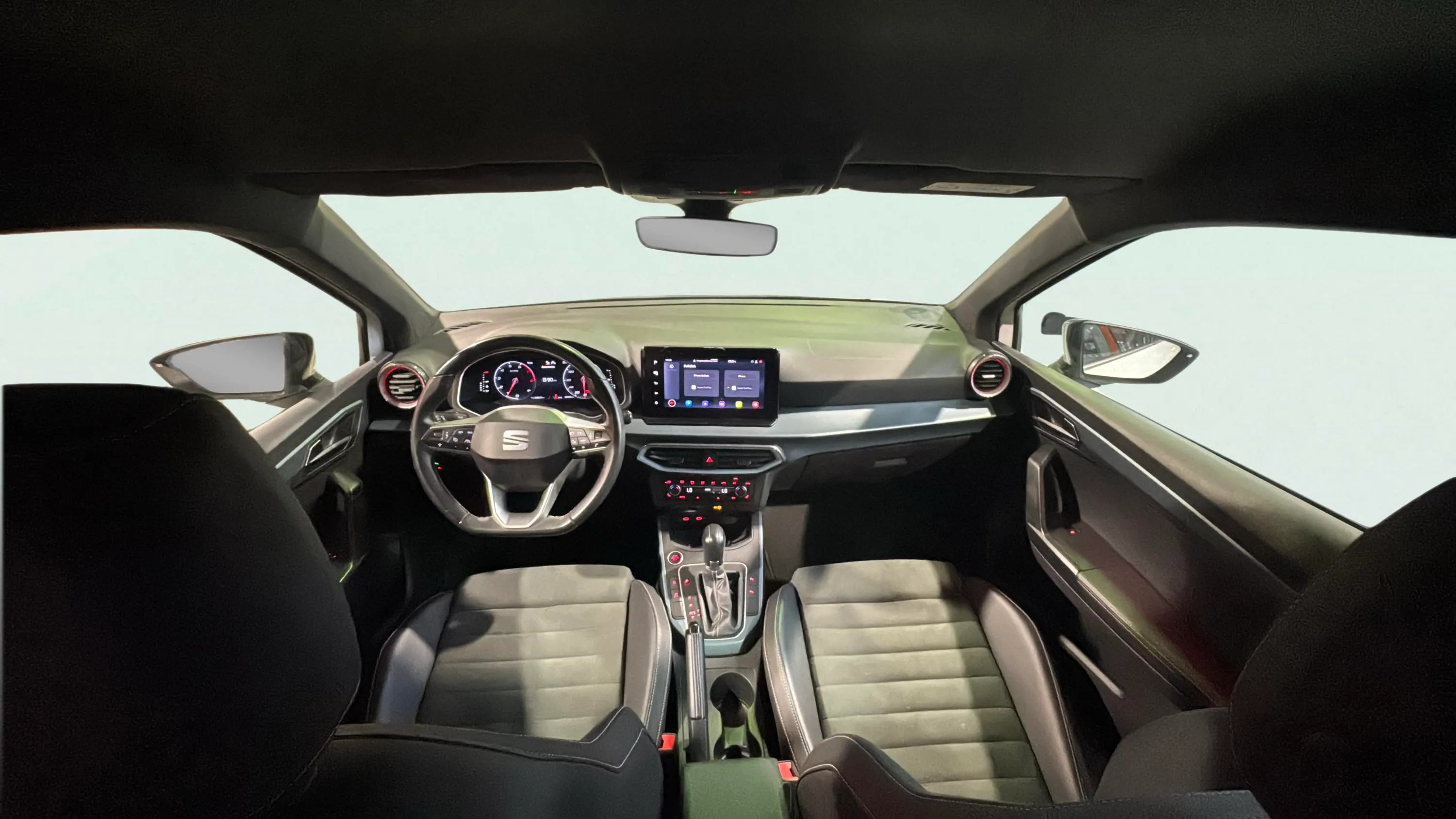 SEAT Arona 1.5 TSI DSG Special Edition - foto 12